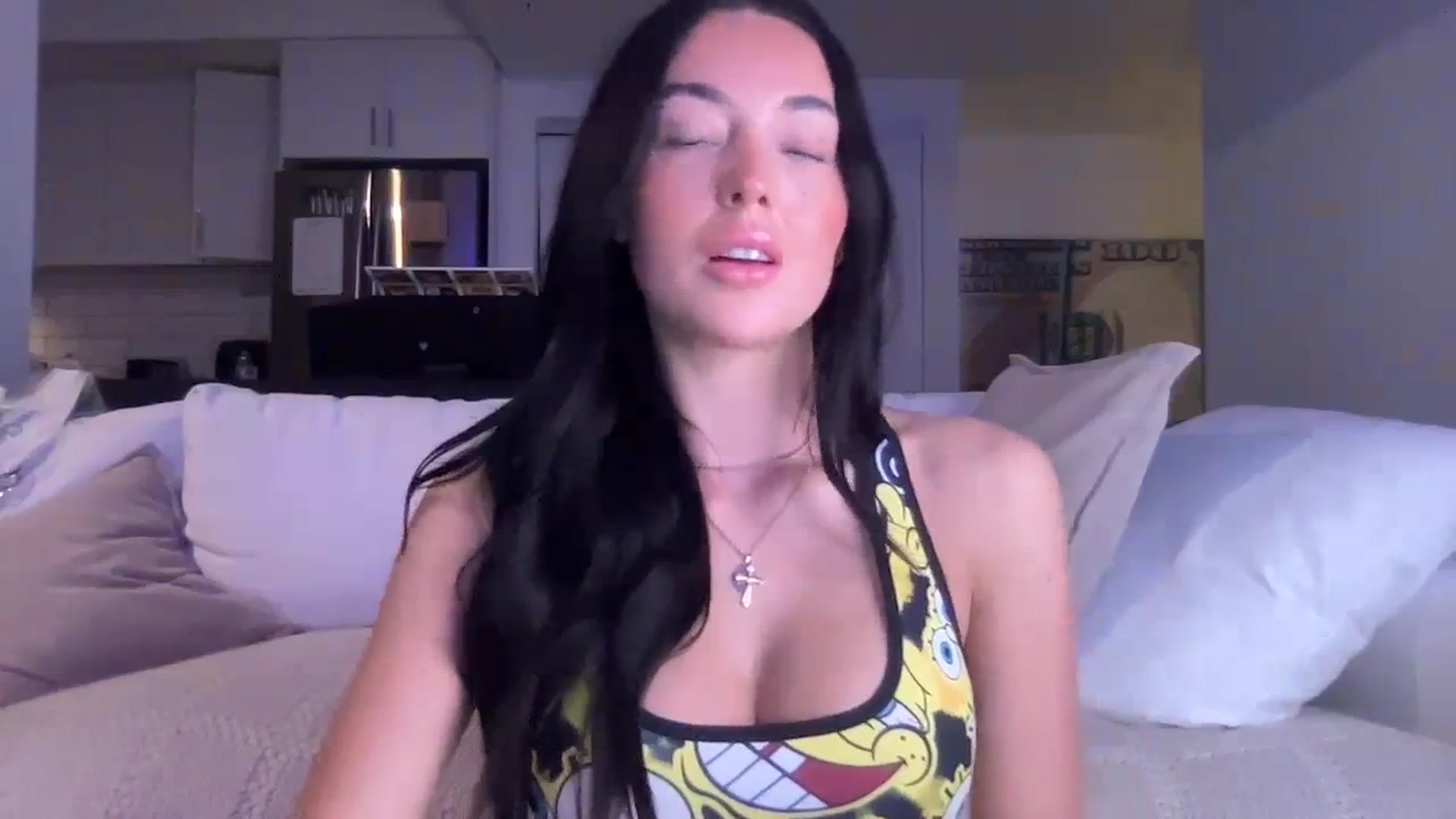 Gallery image thumbnail from SerenaBecker_'s myfreecams stream on, 03/19/2024, 06:18 image 4 of 20