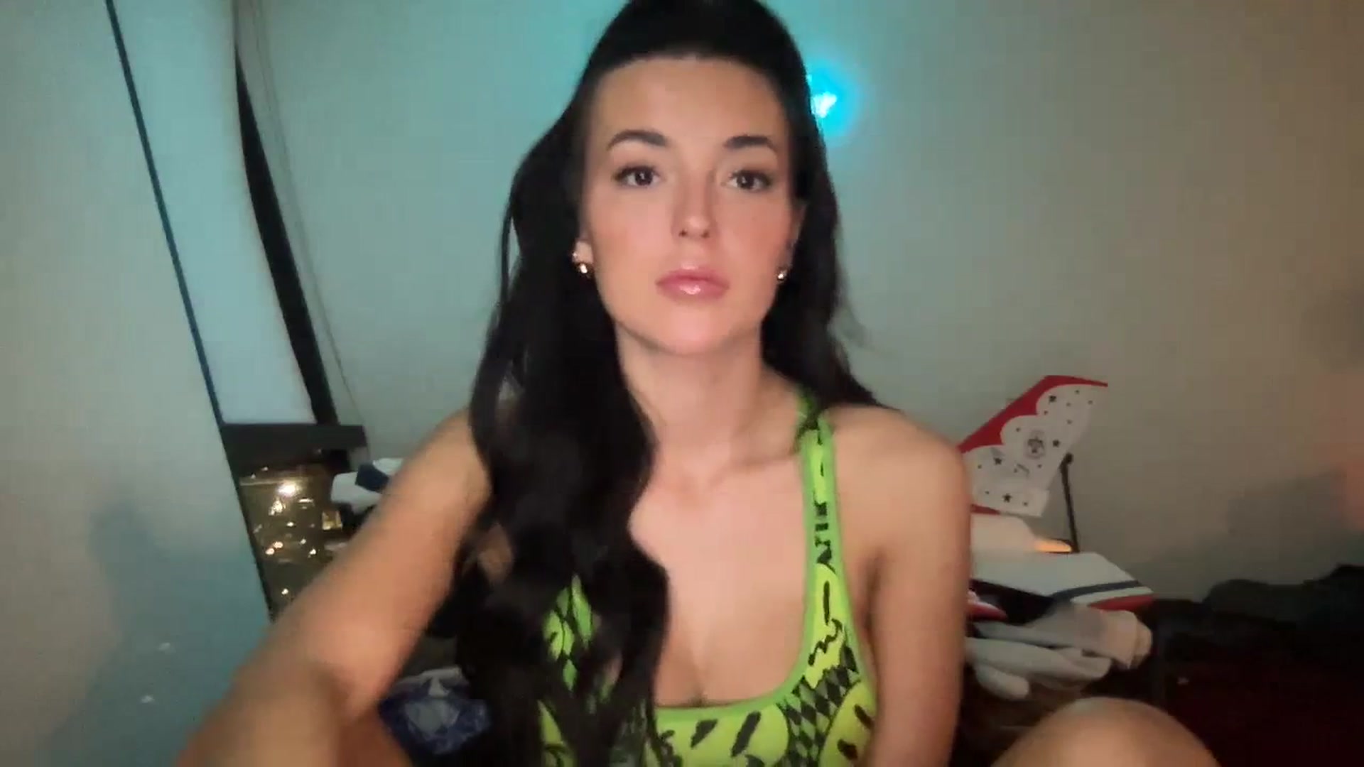 Gallery image thumbnail from SerenaBecker_'s myfreecams stream on, 04/10/2024, 04:21 image 5 of 20