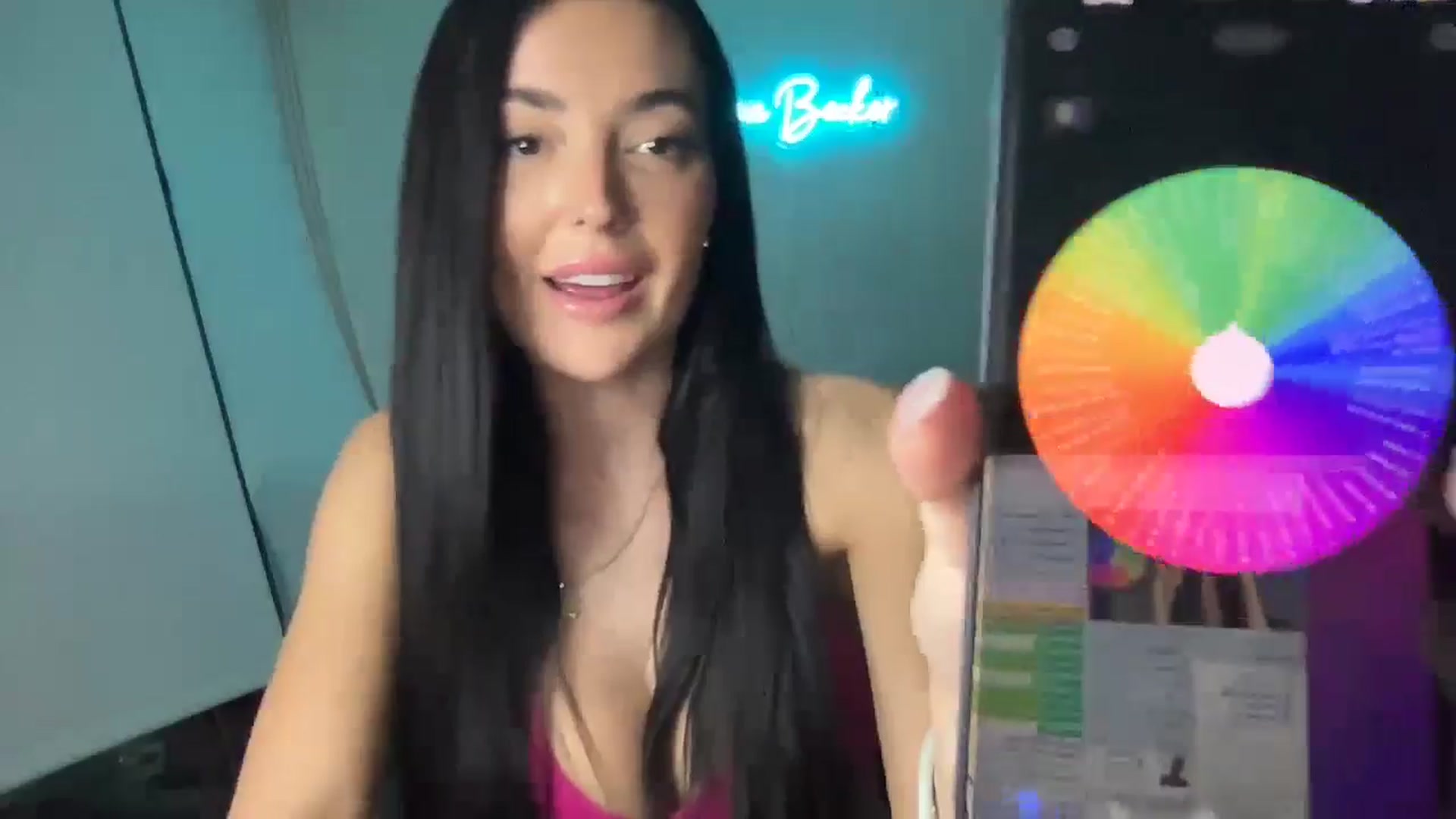Gallery image thumbnail from SerenaBecker_'s myfreecams stream on, 04/18/2024, 03:01 image 17 of 20