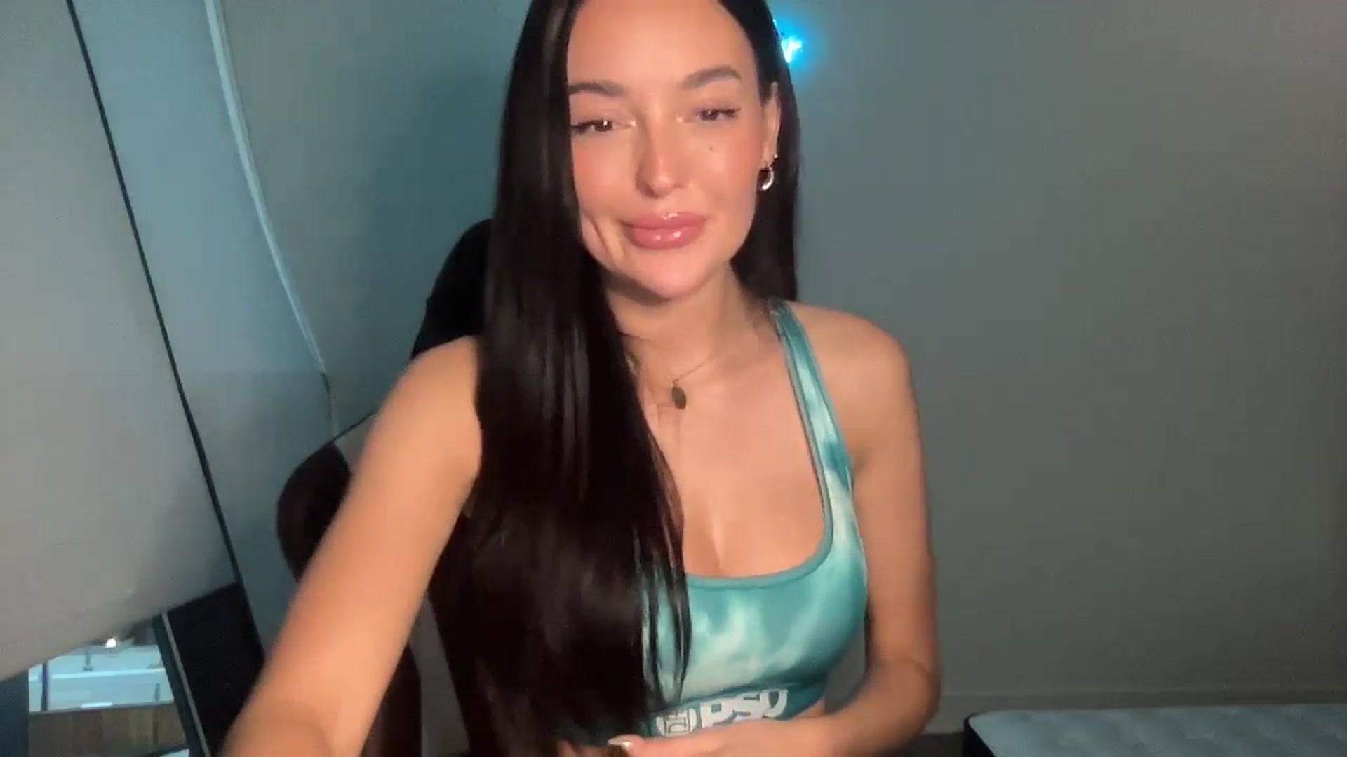 Gallery image thumbnail from SerenaBecker_'s myfreecams stream on, 04/26/2024, 04:47 image 8 of 20