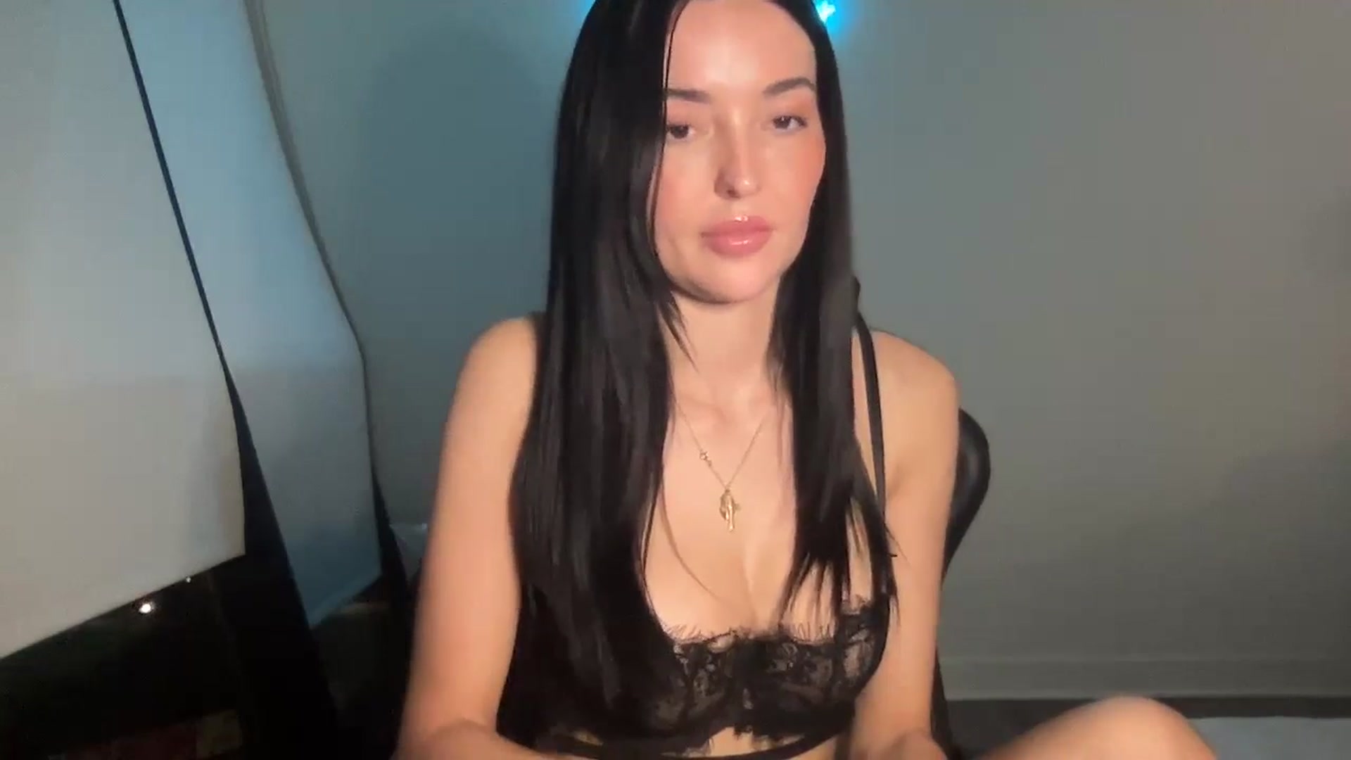 Gallery image thumbnail from SerenaBecker_'s myfreecams stream on, 05/08/2024, 06:02 image 20 of 20