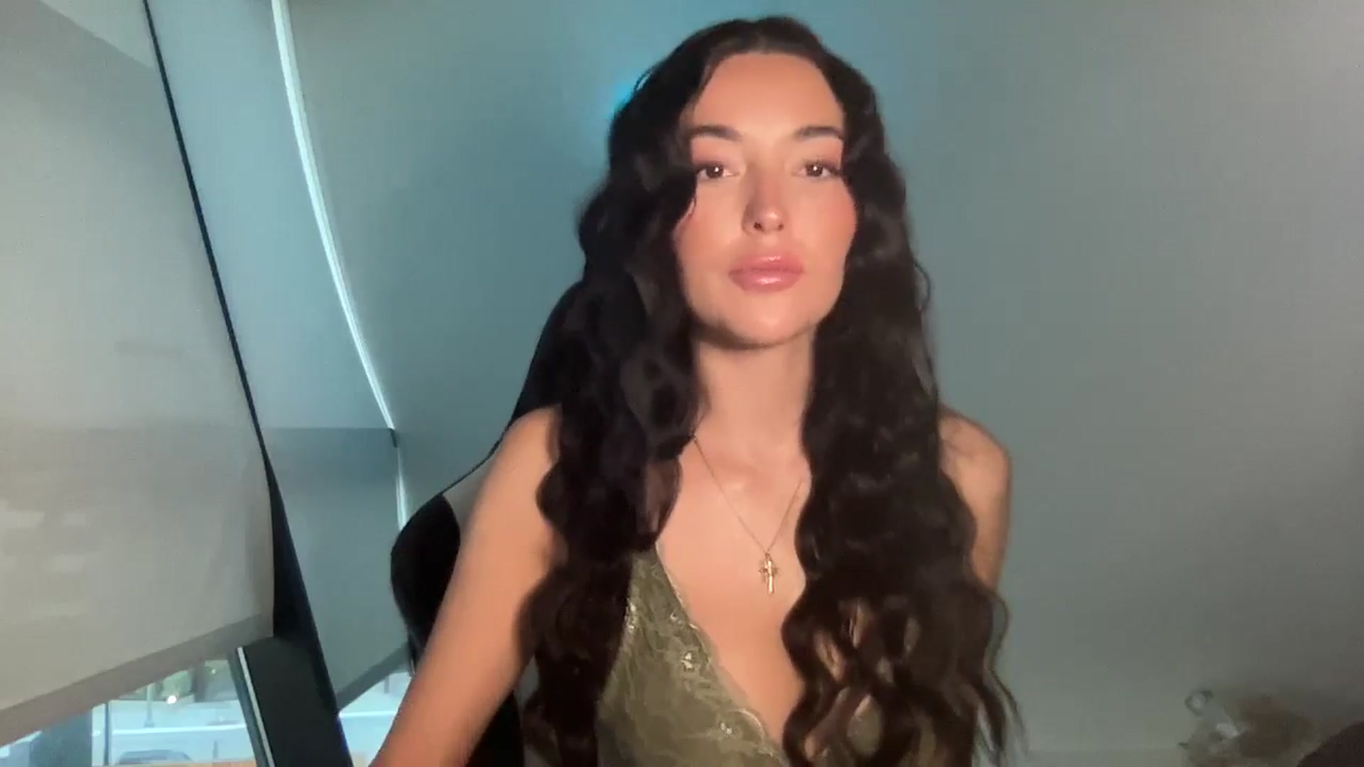 Gallery image thumbnail from SerenaBecker_'s myfreecams stream on, 05/15/2024, 02:49 image 16 of 20