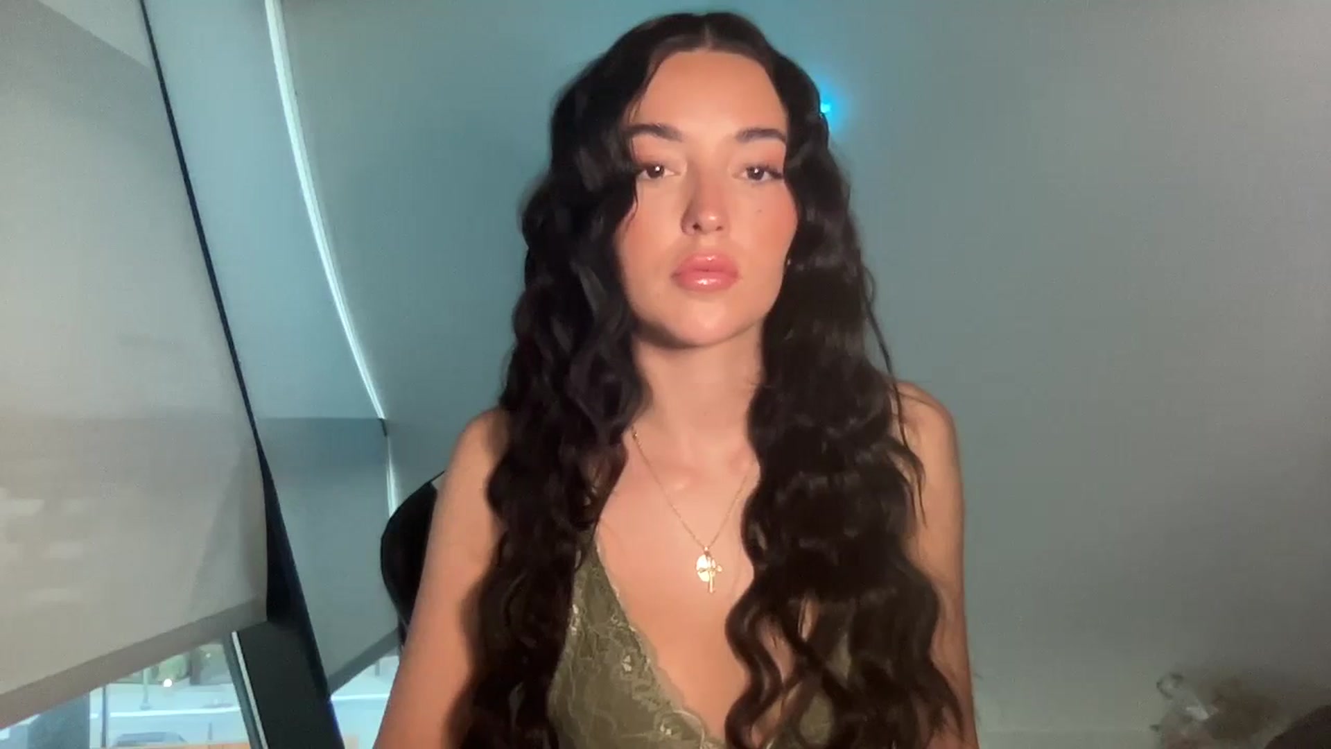 Gallery image thumbnail from SerenaBecker_'s myfreecams stream on, 05/15/2024, 02:49 image 15 of 20