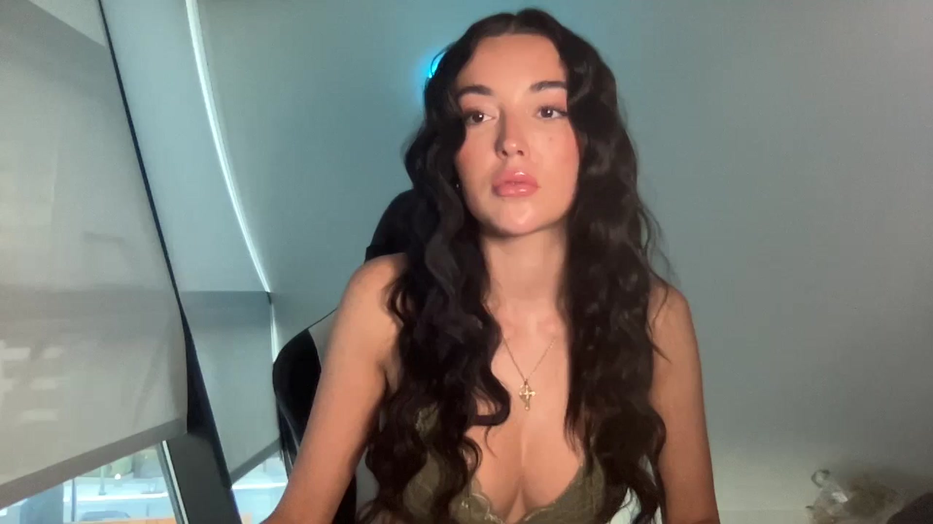 Gallery image thumbnail from SerenaBecker_'s myfreecams stream on, 05/15/2024, 02:49 image 8 of 20
