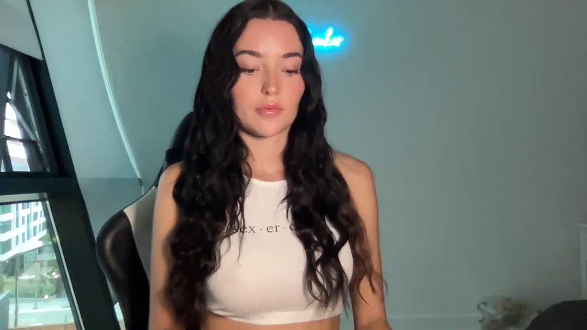 Gallery image thumbnail from SerenaBecker_'s myfreecams stream on, 05/16/2024, 05:24 image 6 of 20