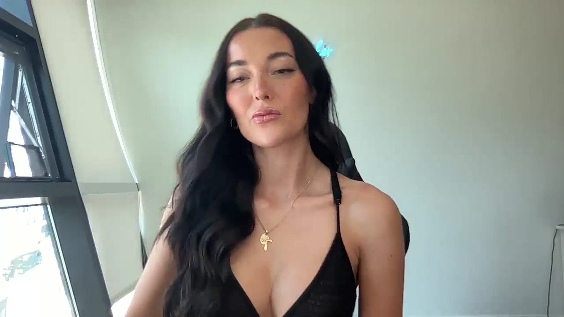 Gallery image thumbnail from SerenaBecker_'s myfreecams stream on, 06/08/2024, 24:00 image 20 of 20