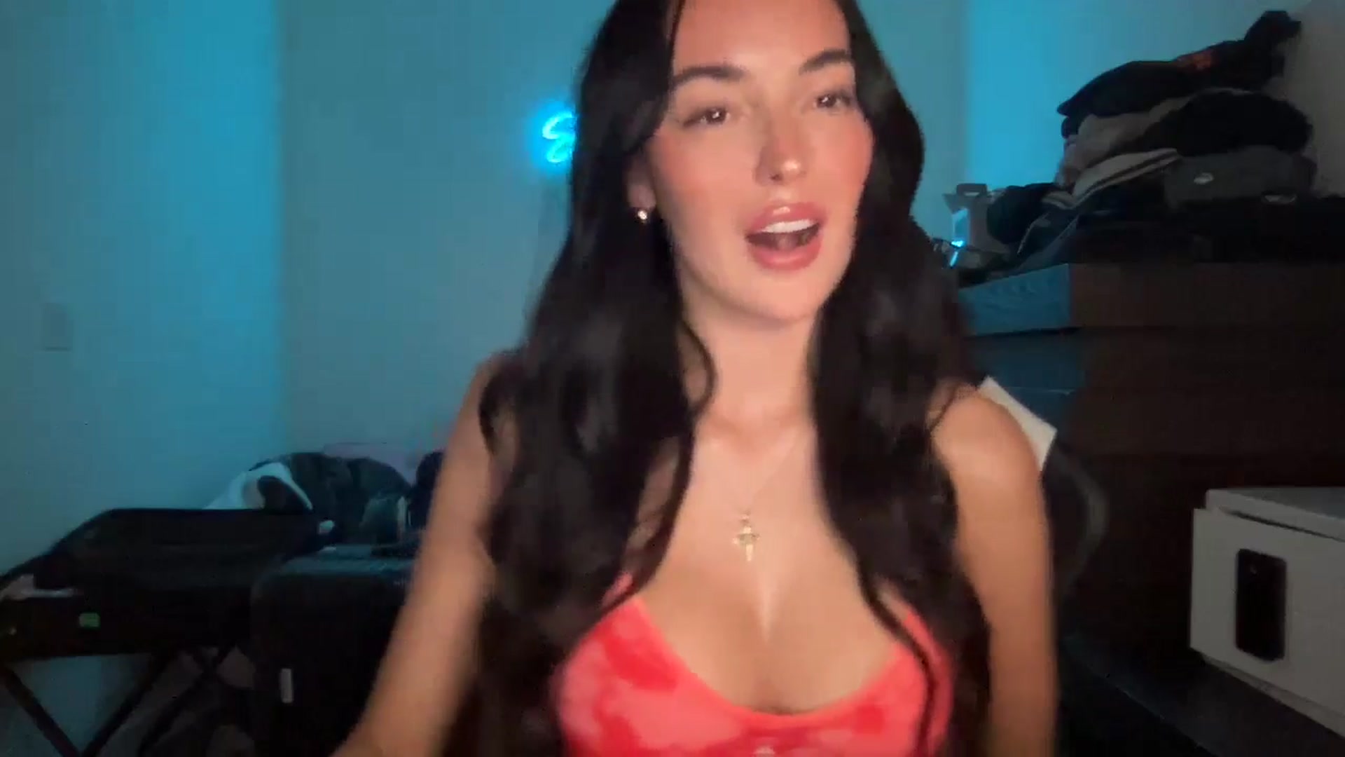 Gallery image thumbnail from SerenaBecker_'s myfreecams stream on, 06/13/2024, 05:49 image 11 of 20