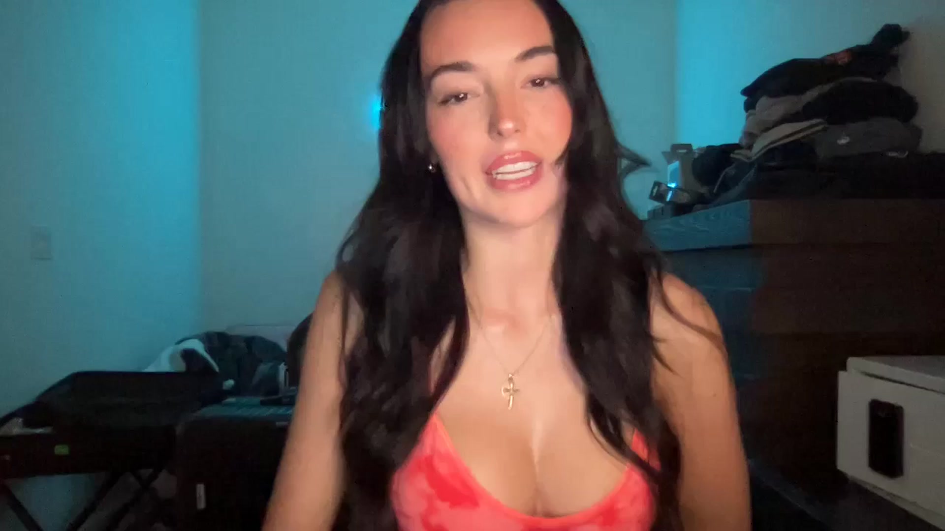 Gallery image thumbnail from SerenaBecker_'s myfreecams stream on, 06/13/2024, 05:49 image 7 of 20