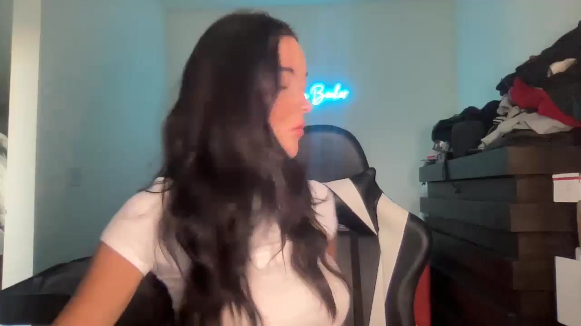 Gallery image thumbnail from SerenaBecker_'s myfreecams stream on, 06/26/2024, 04:42 image 1 of 20