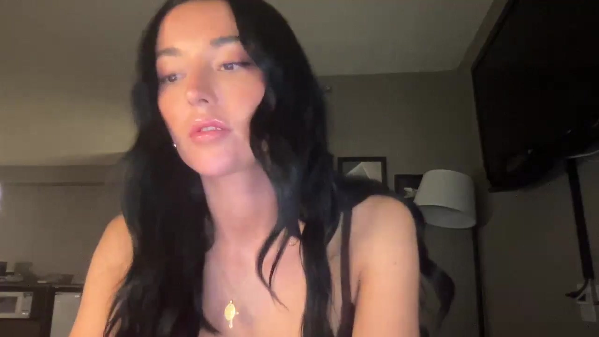 Gallery image thumbnail from SerenaBecker_'s myfreecams stream on, 07/01/2024, 05:59 image 3 of 20