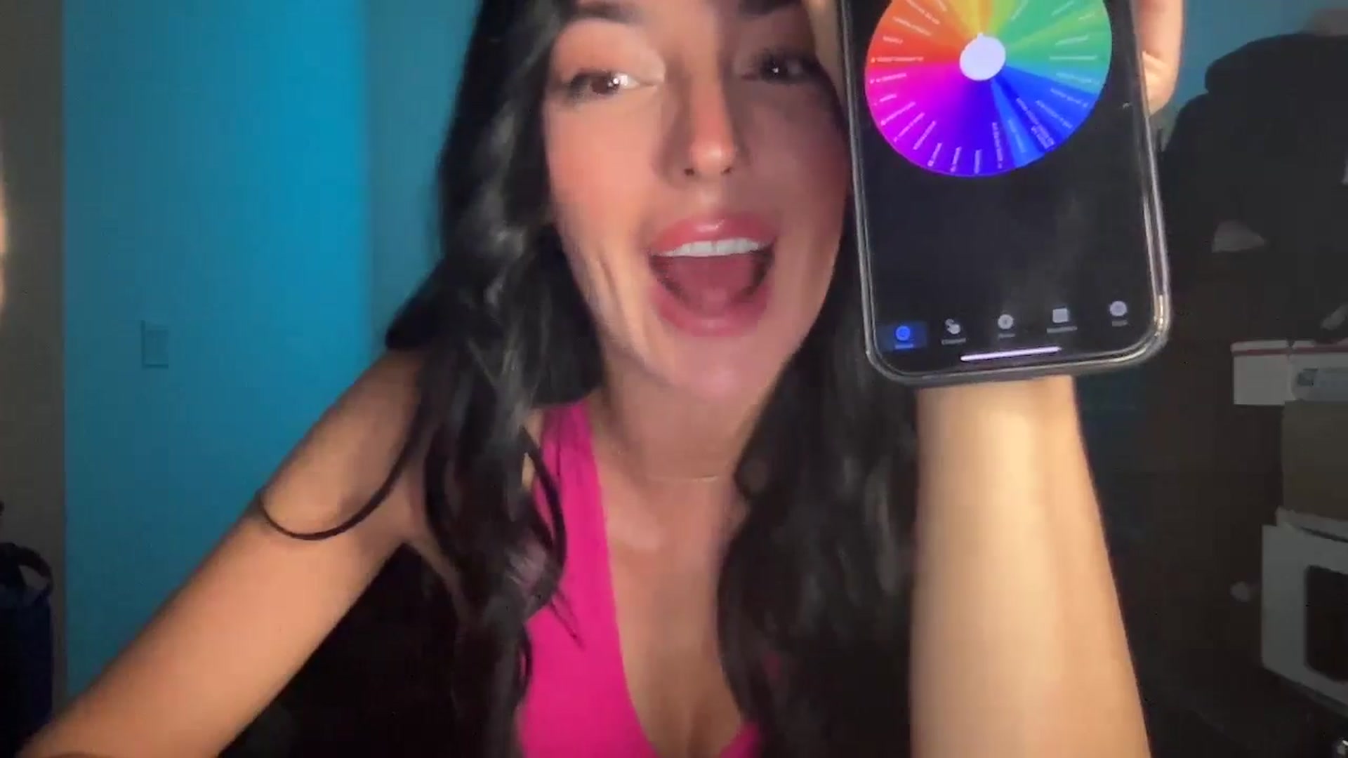 Gallery image thumbnail from SerenaBecker_'s myfreecams stream on, 07/12/2024, 04:54 image 10 of 20