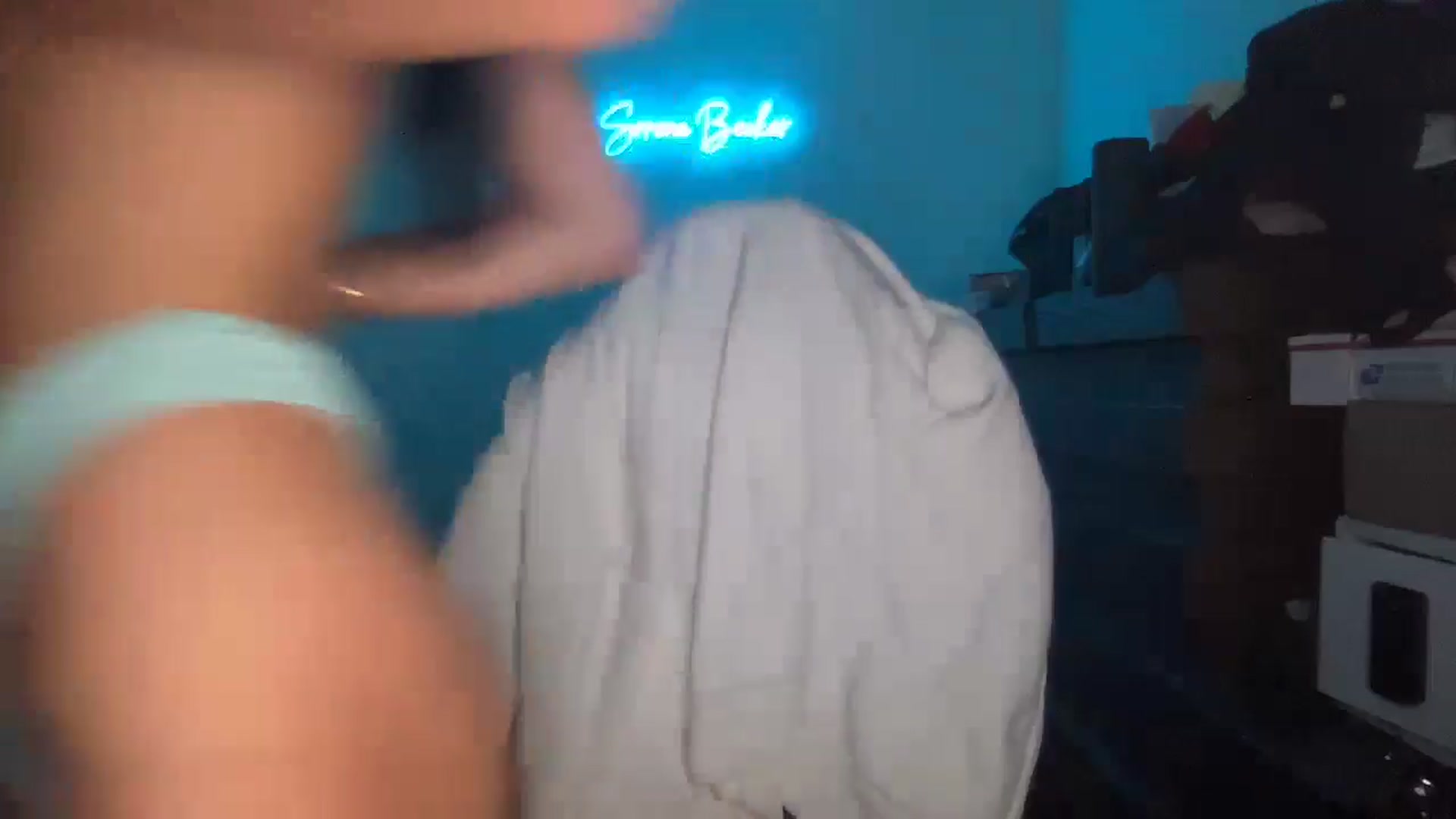 Gallery image thumbnail from SerenaBecker_'s myfreecams stream on, 07/17/2024, 04:30 image 19 of 20