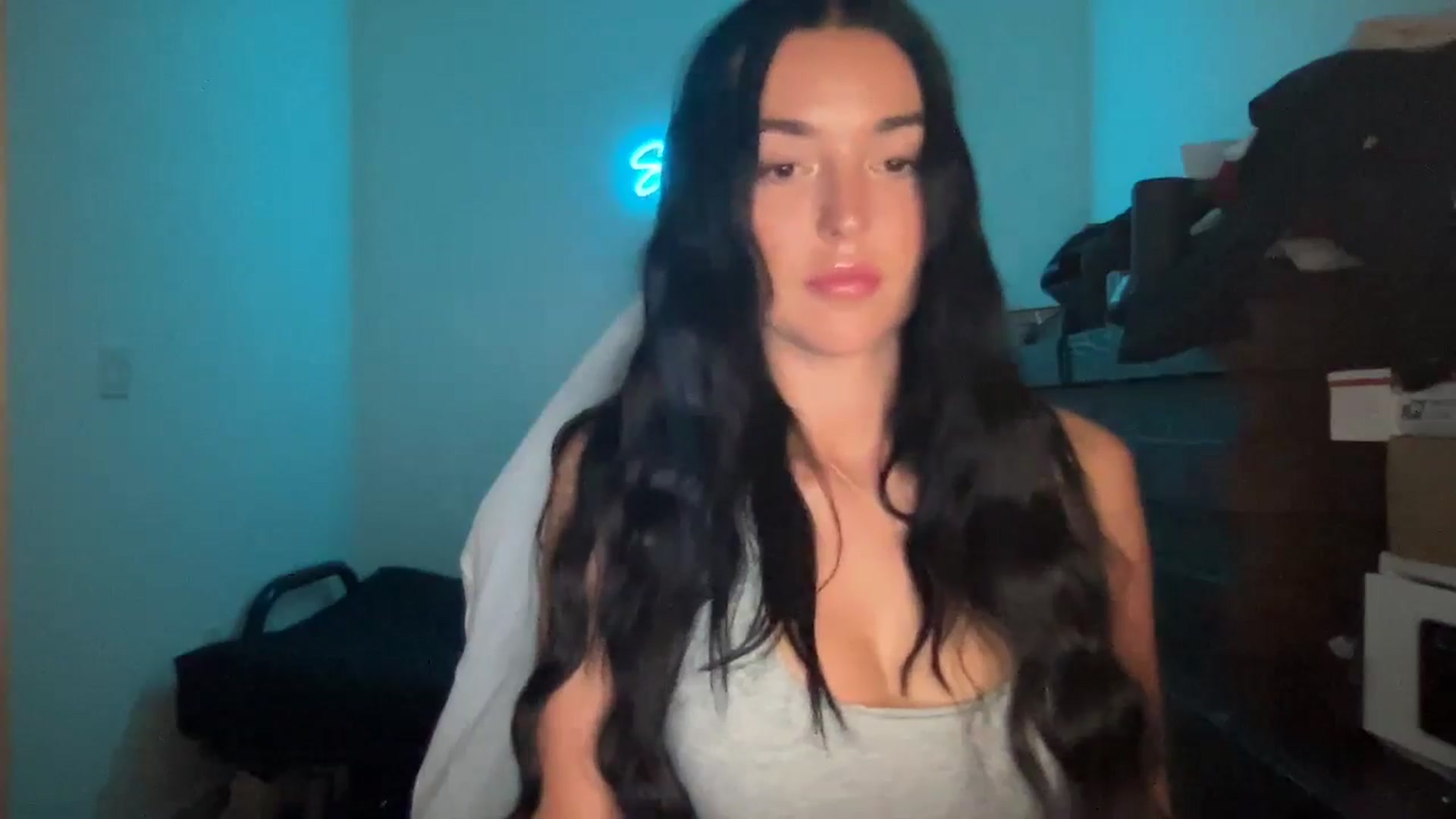 Gallery image thumbnail from SerenaBecker_'s myfreecams stream on, 07/19/2024, 05:47 image 4 of 20