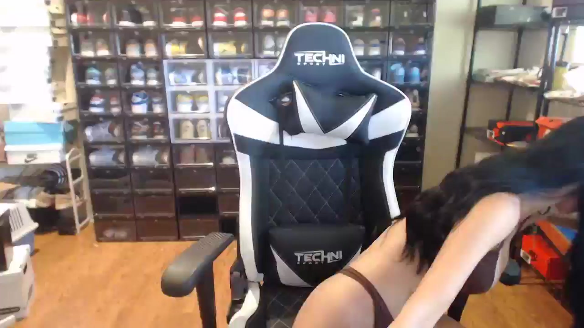 Gallery image thumbnail from SerenaBecker_'s myfreecams stream on, 07/22/2024, 24:02 image 4 of 20