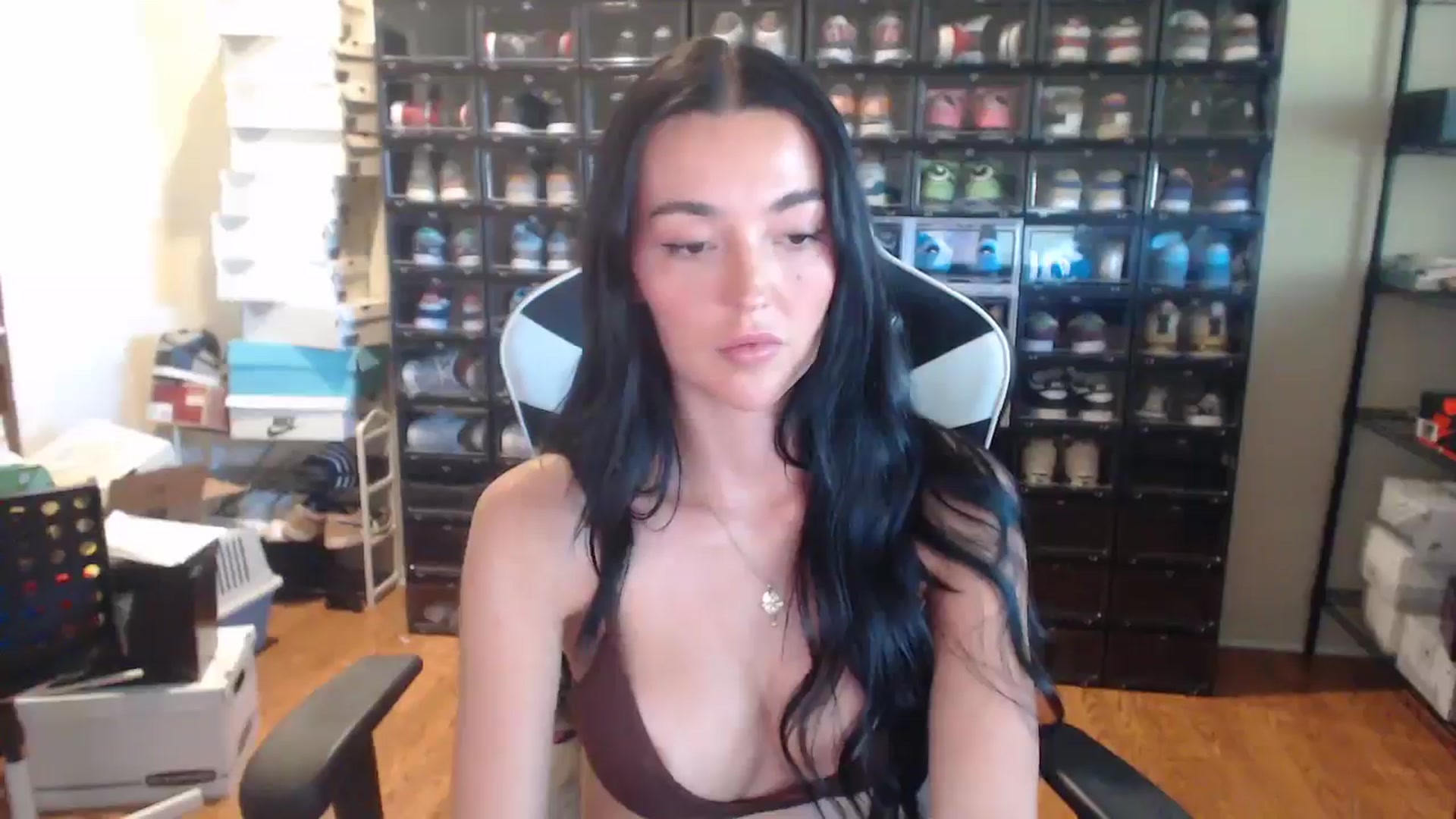 Gallery image thumbnail from SerenaBecker_'s myfreecams stream on, 07/22/2024, 24:02 image 18 of 20