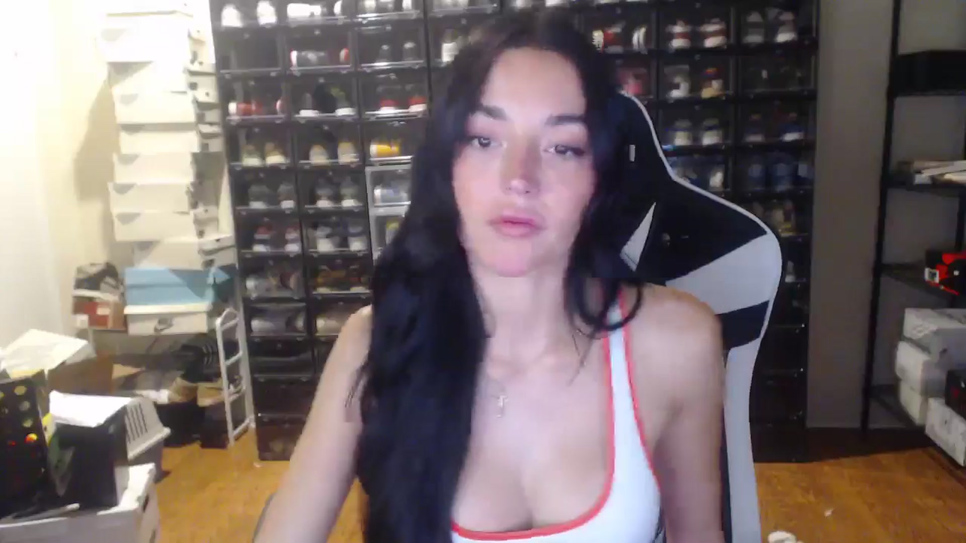 Gallery image thumbnail from SerenaBecker_'s myfreecams stream on, 07/24/2024, 03:37 image 9 of 20