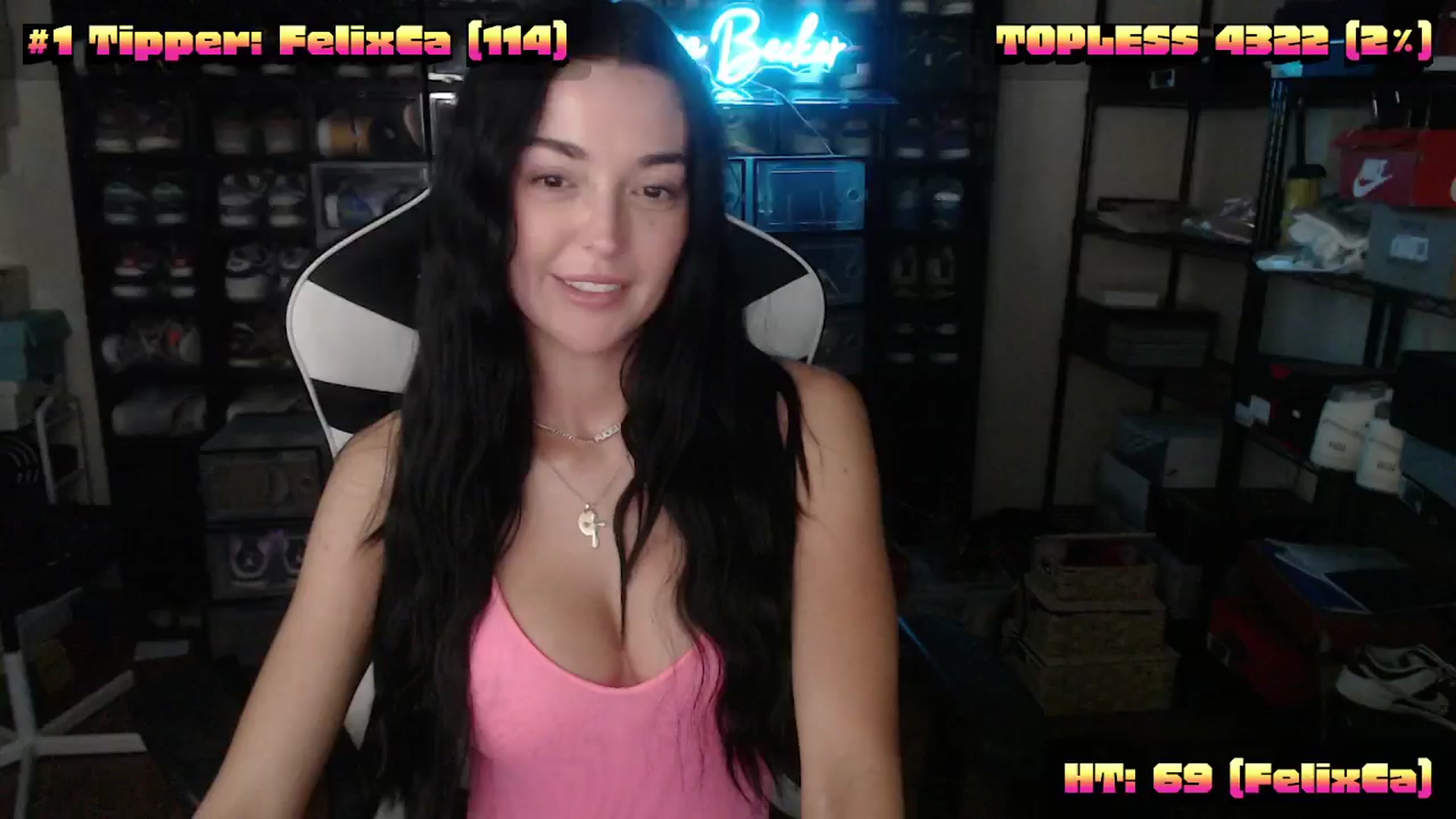 Gallery image thumbnail from SerenaBecker_'s myfreecams stream on, 08/11/2024, 05:28 image 6 of 20