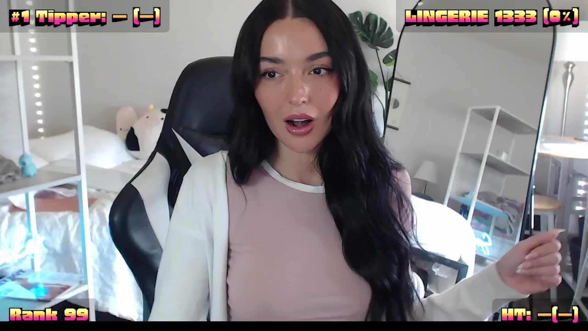 Gallery image thumbnail from SerenaBecker_'s myfreecams stream on, 09/18/2024, 23:45 image 5 of 20