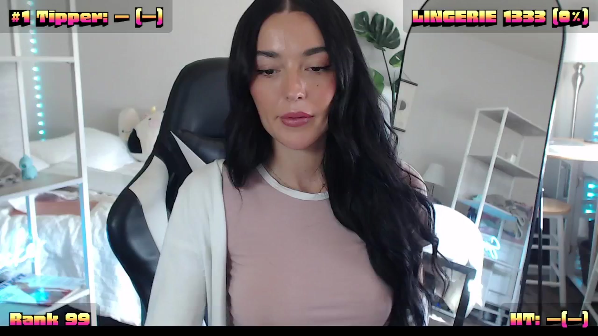 Gallery image thumbnail from SerenaBecker_'s myfreecams stream on, 09/18/2024, 23:45 image 7 of 20