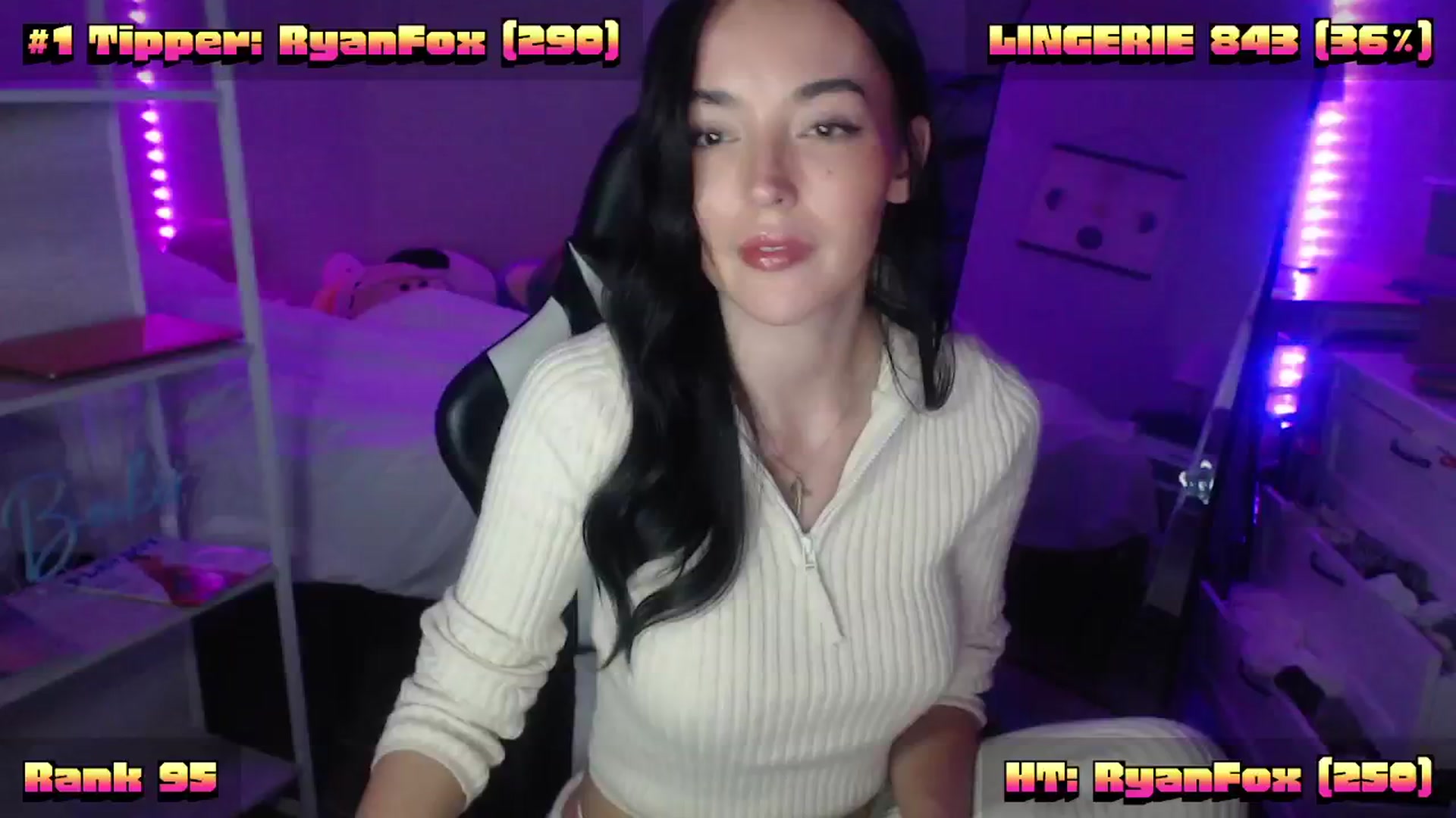 Gallery image thumbnail from SerenaBecker_'s myfreecams stream on, 09/25/2024, 03:45 image 1 of 20