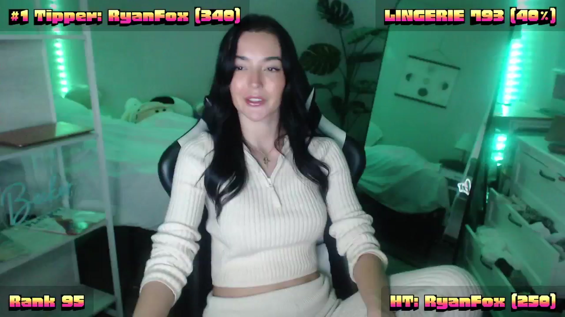 Gallery image thumbnail from SerenaBecker_'s myfreecams stream on, 09/25/2024, 03:45 image 15 of 20