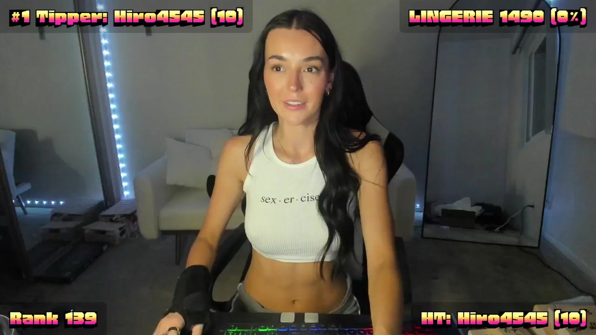 Gallery image thumbnail from SerenaBecker_'s myfreecams stream on, 11/13/2024, 06:16 image 16 of 20