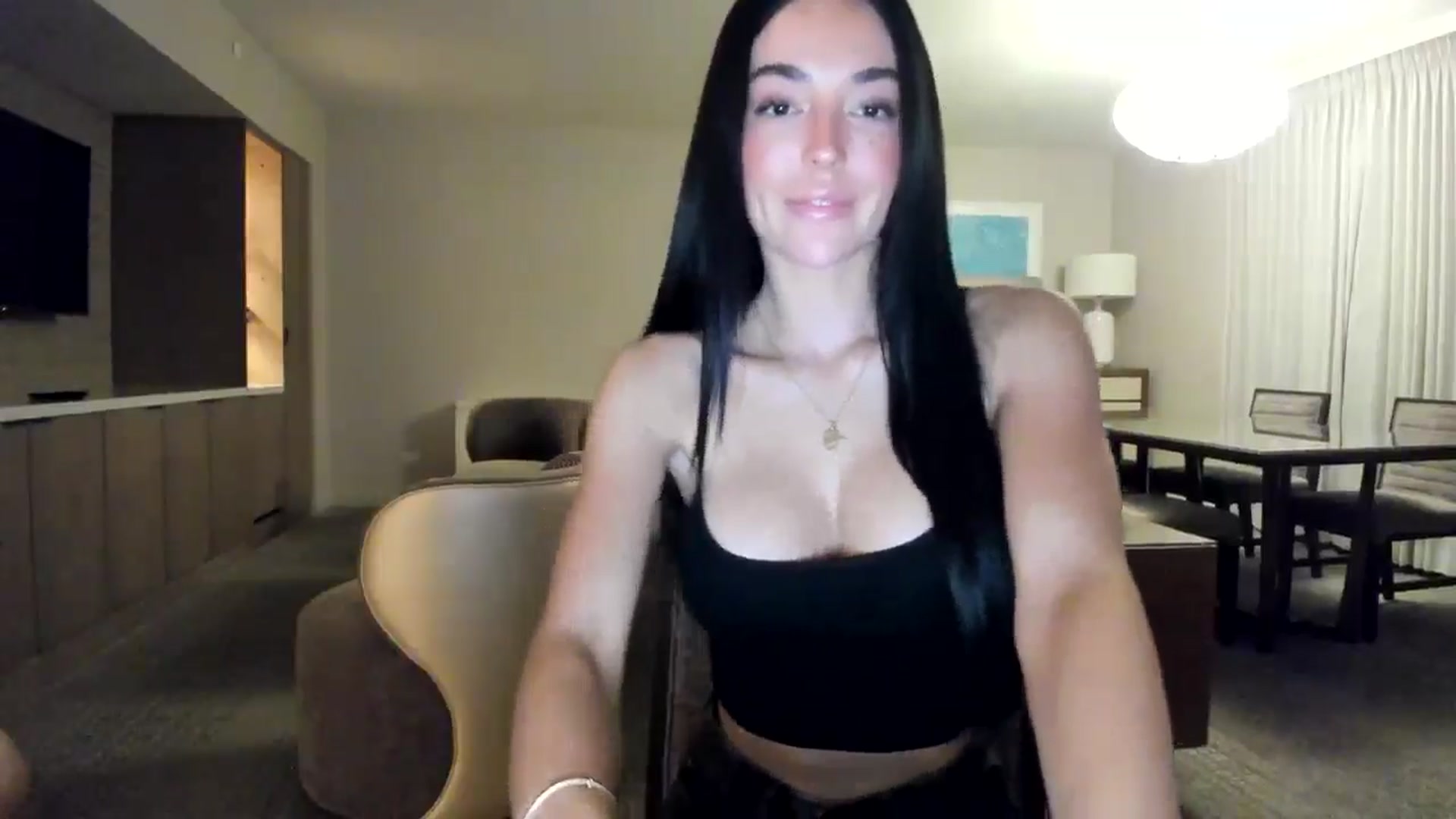 Gallery image thumbnail from SerenaBecker_'s myfreecams stream on, 11/23/2024, 07:50 image 5 of 20