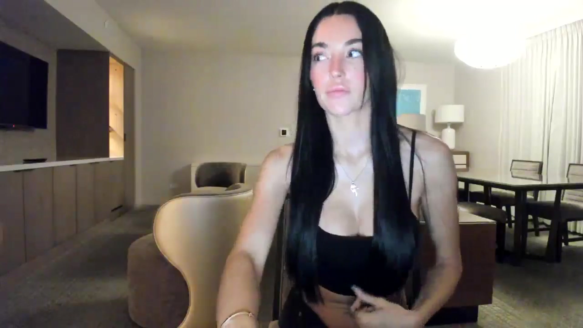 Gallery image thumbnail from SerenaBecker_'s myfreecams stream on, 11/23/2024, 08:09 image 2 of 20