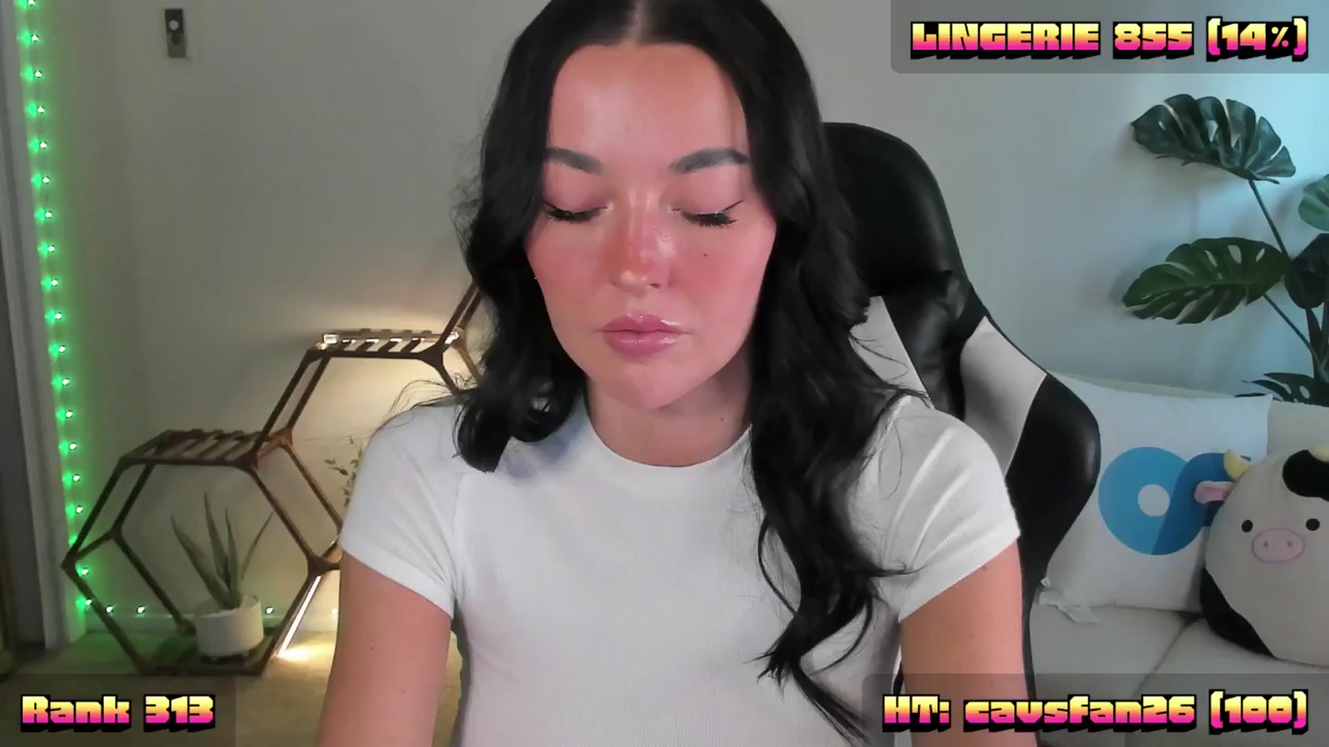 Gallery image thumbnail from SerenaBecker_'s myfreecams stream on, 01/24/2025, 23:37 image 14 of 20