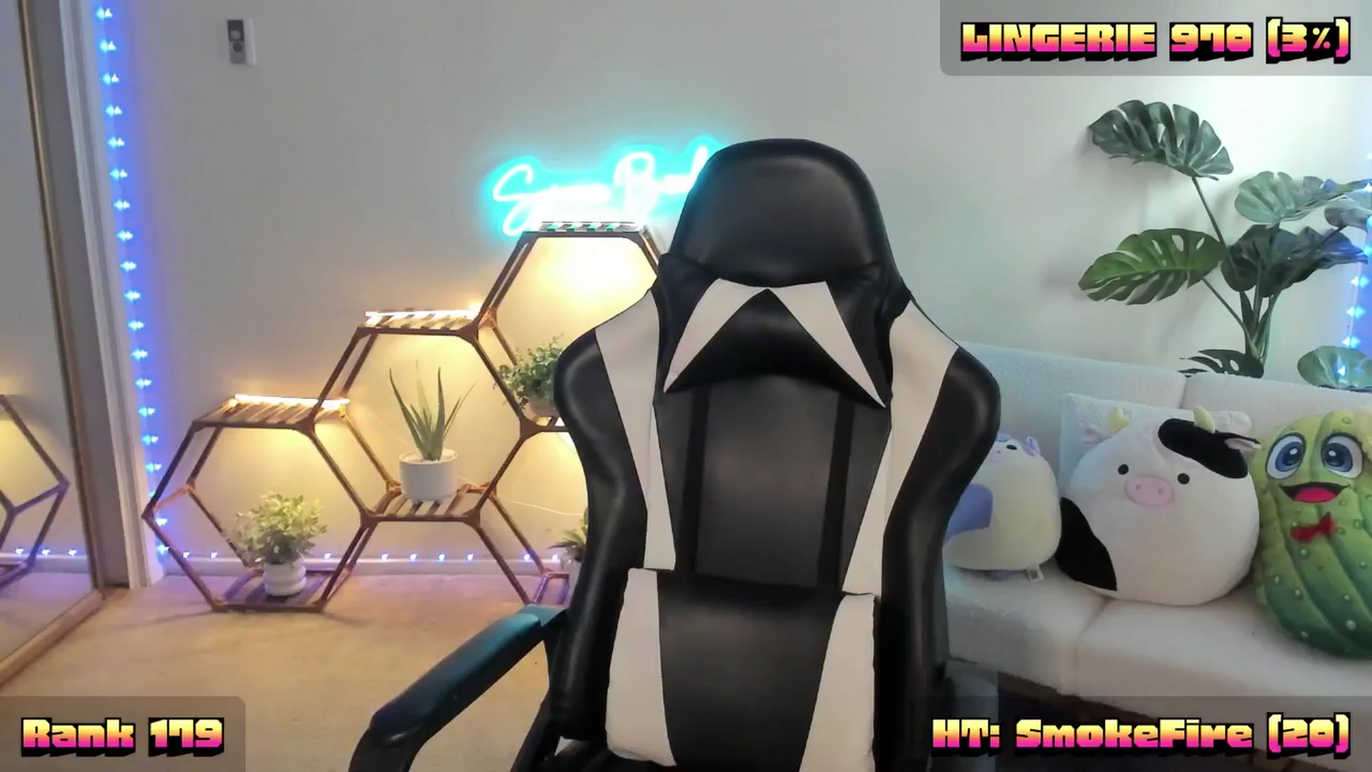 Gallery image thumbnail from SerenaBecker_'s myfreecams stream on, 02/06/2025, 24:03 image 3 of 20