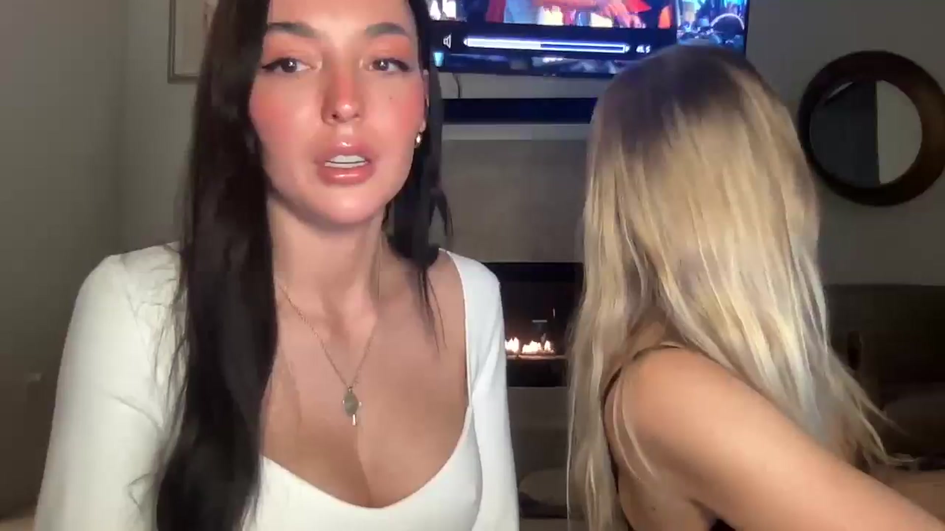 Gallery image thumbnail from SerenaBecker_'s myfreecams stream on, 02/14/2025, 06:24 image 3 of 20