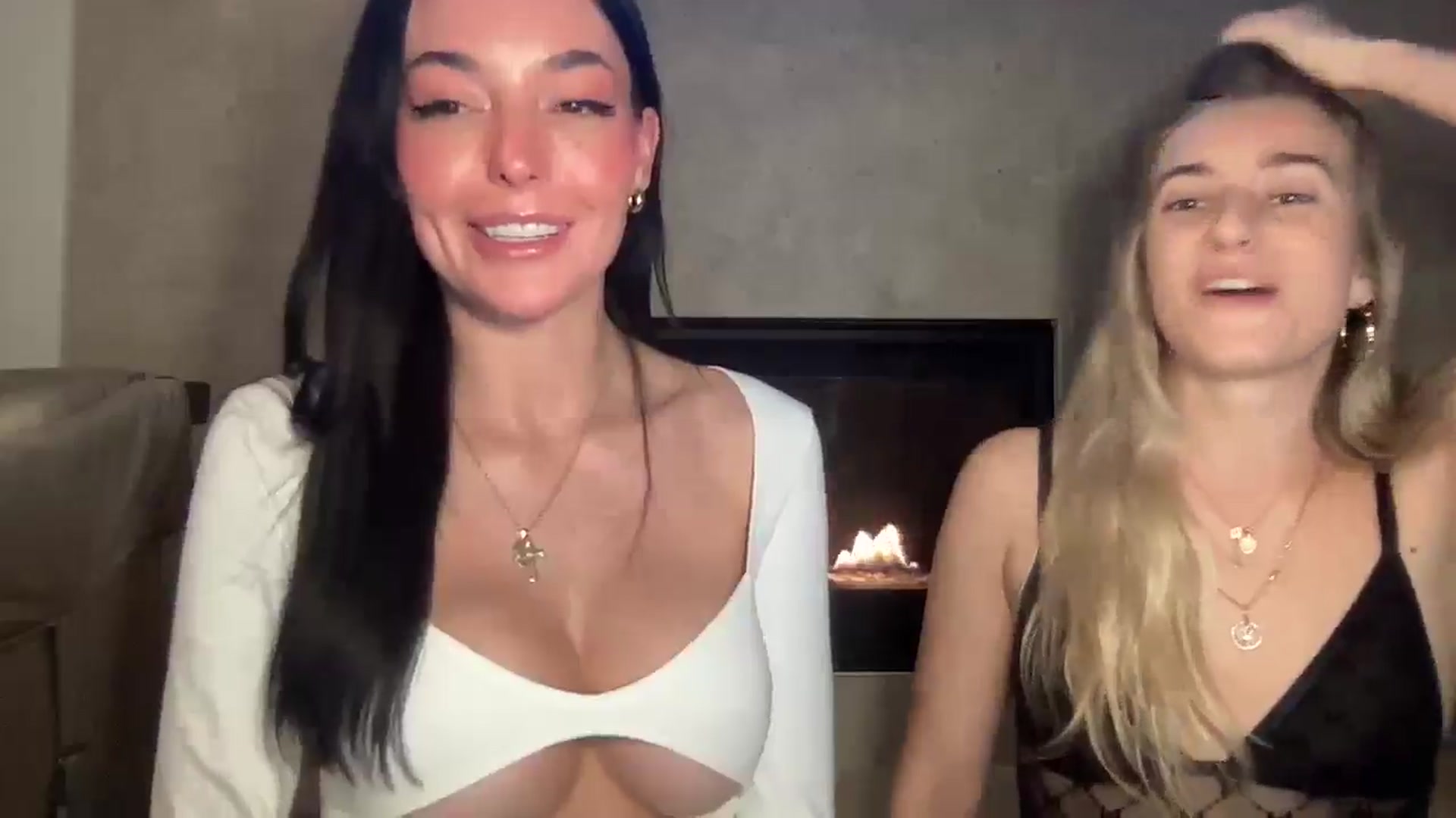 Gallery image thumbnail from SerenaBecker_'s myfreecams stream on, 02/14/2025, 06:39 image 11 of 20