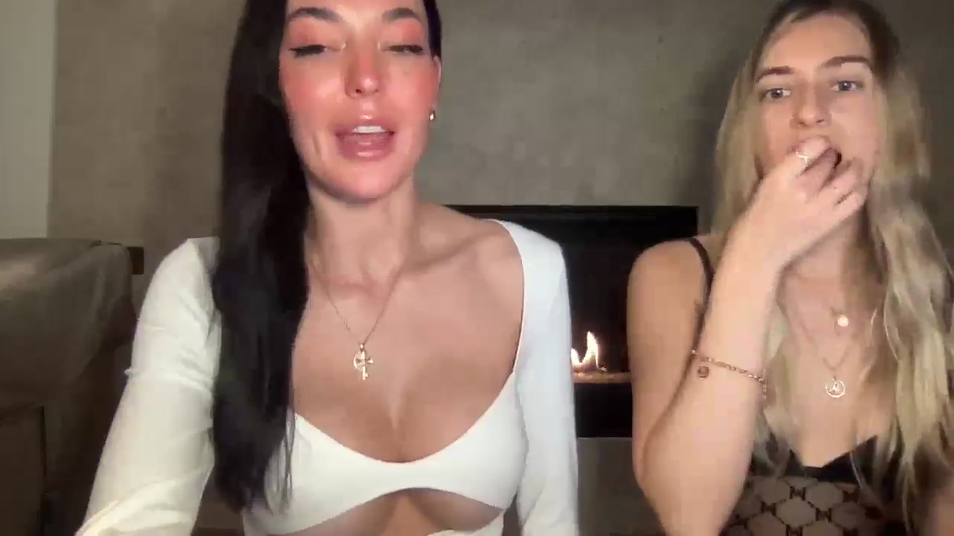 Gallery image thumbnail from SerenaBecker_'s myfreecams stream on, 02/14/2025, 06:39 image 3 of 20