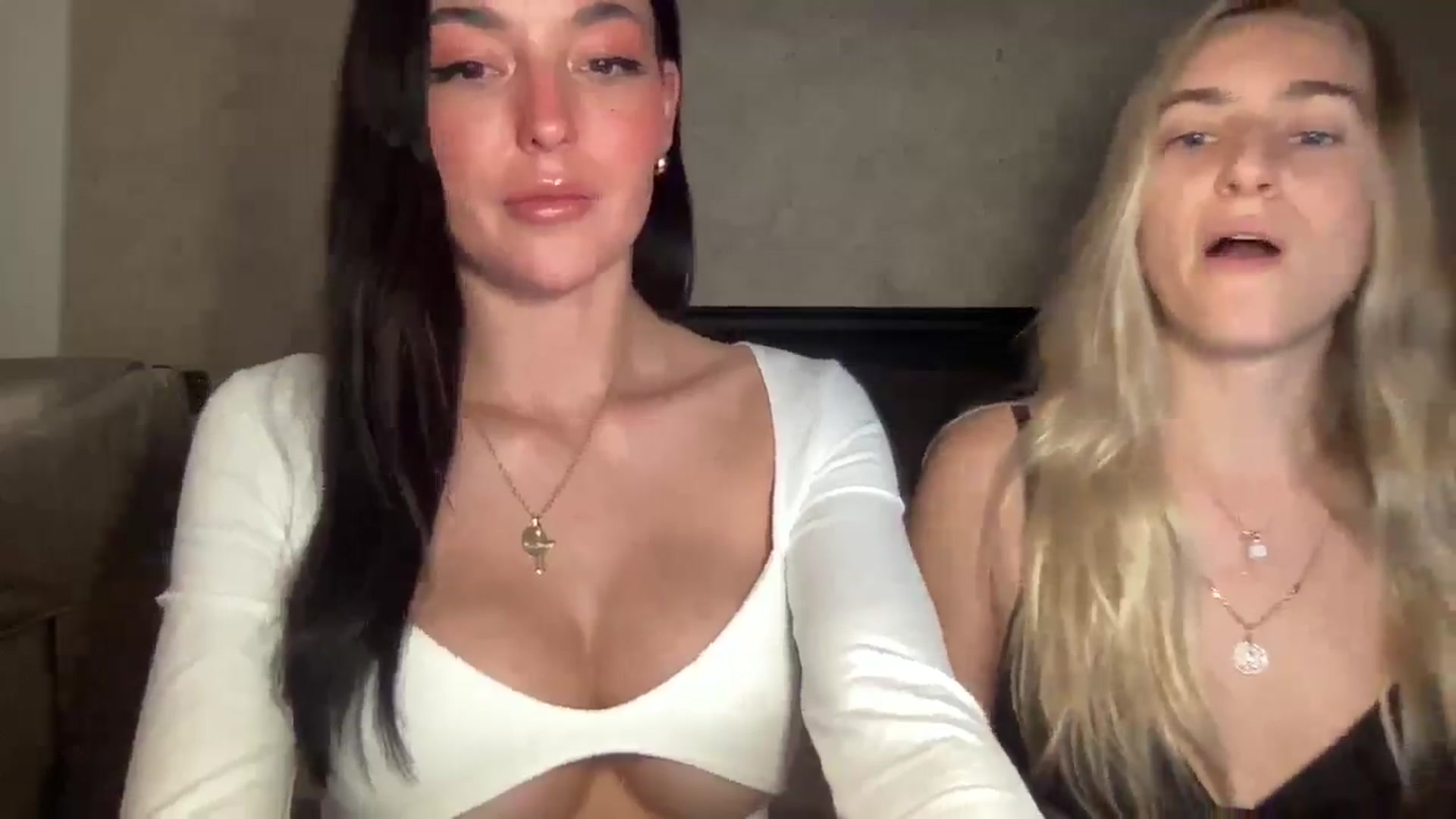 Gallery image thumbnail from SerenaBecker_'s myfreecams stream on, 02/14/2025, 06:39 image 10 of 20