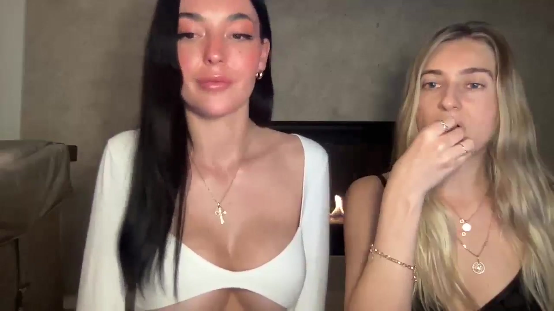 Gallery image thumbnail from SerenaBecker_'s myfreecams stream on, 02/14/2025, 06:39 image 7 of 20