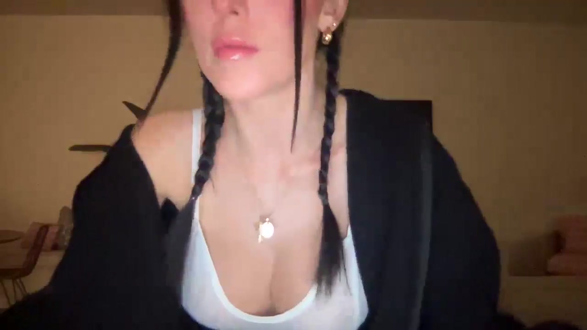 Gallery image thumbnail from SerenaBecker_'s myfreecams stream on, 02/18/2025, 07:47 image 11 of 20