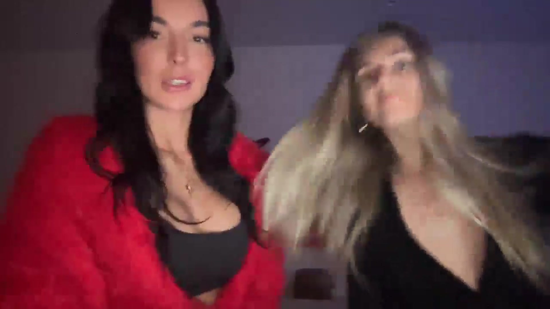 Gallery image thumbnail from SerenaBecker_'s myfreecams stream on, 02/26/2025, 05:47 image 4 of 20