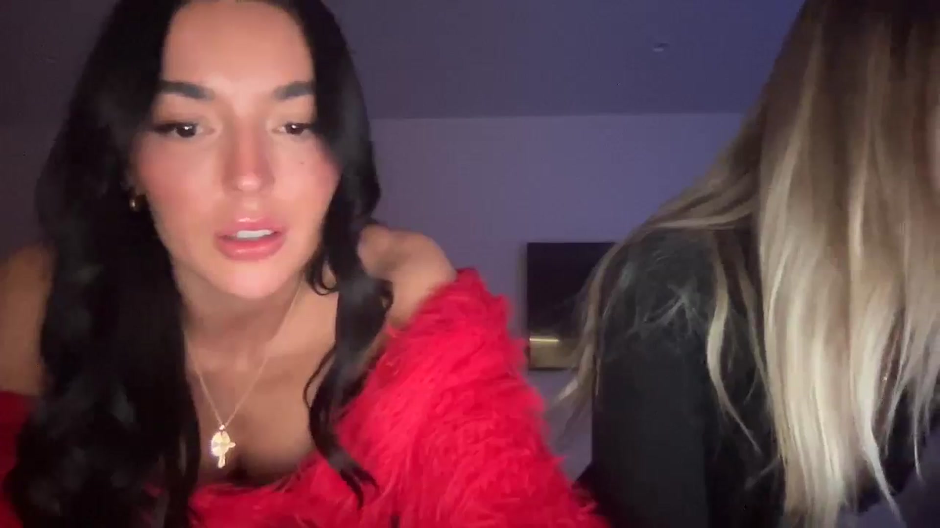 Gallery image thumbnail from SerenaBecker_'s myfreecams stream on, 02/26/2025, 05:47 image 10 of 20