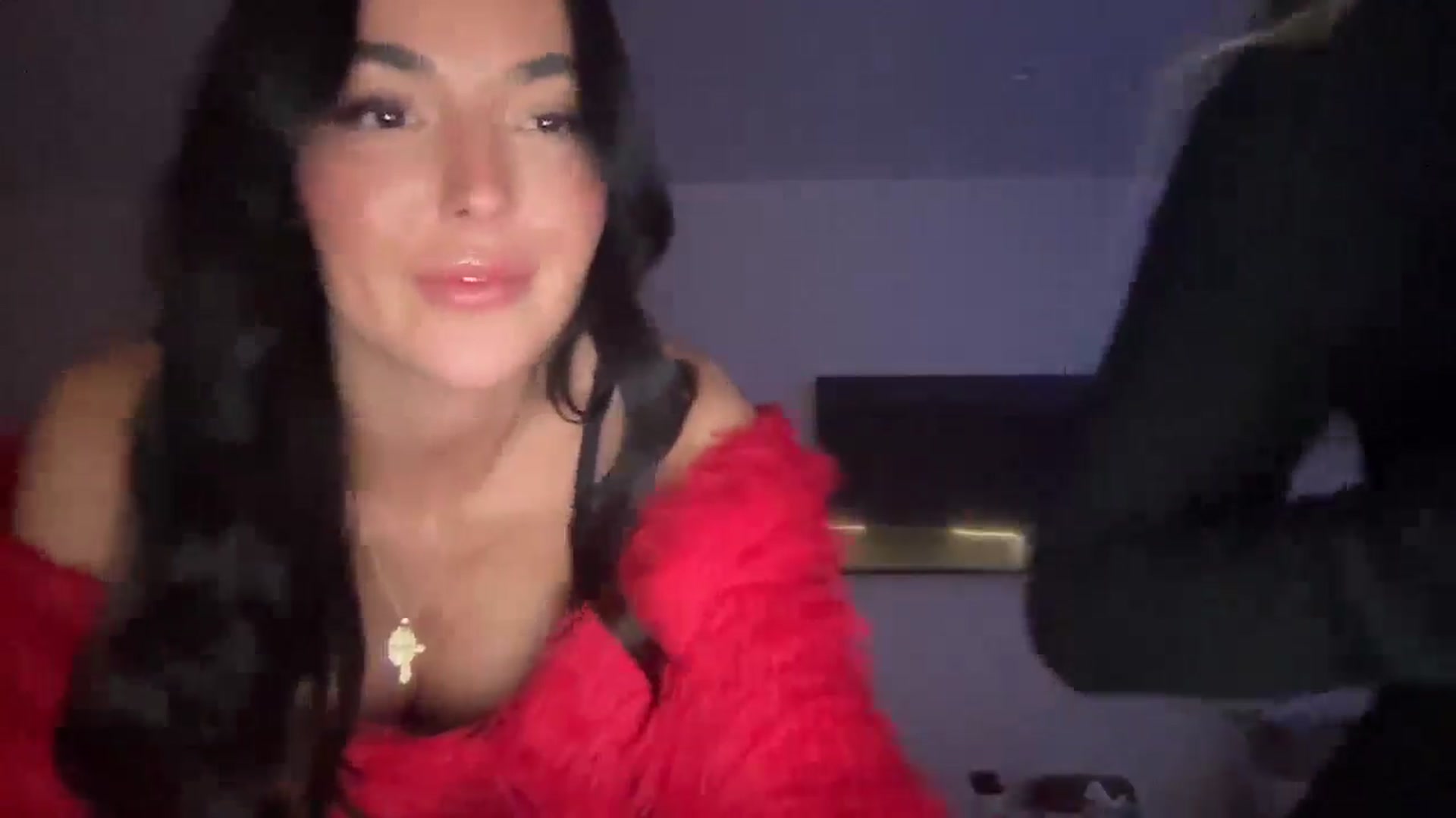 Gallery image thumbnail from SerenaBecker_'s myfreecams stream on, 02/26/2025, 05:47 image 12 of 20