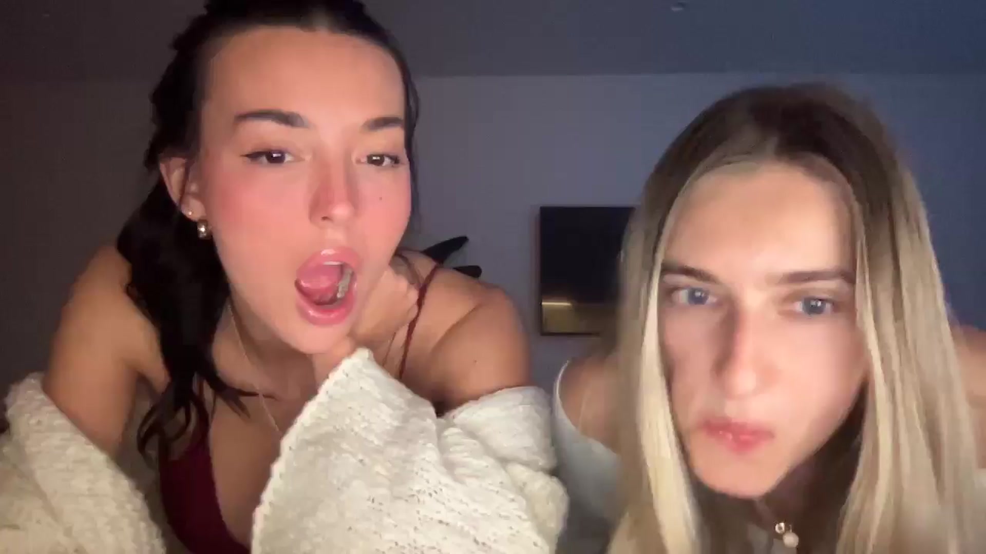 Gallery image thumbnail from SerenaBecker_'s myfreecams stream on, 02/27/2025, 08:03 image 5 of 20