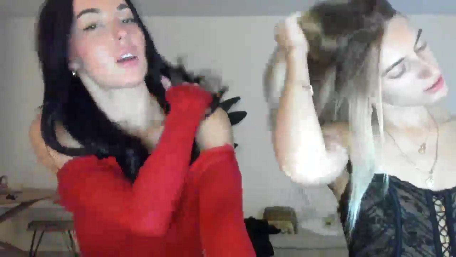 Gallery image thumbnail from SerenaBecker_'s myfreecams stream on, 03/04/2025, 08:23 image 11 of 20