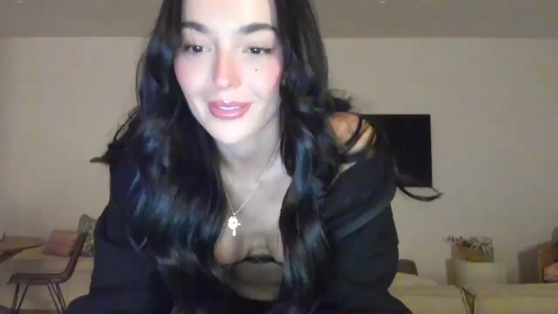 Gallery image thumbnail from SerenaBecker_'s myfreecams stream on, 03/05/2025, 04:45 image 5 of 20
