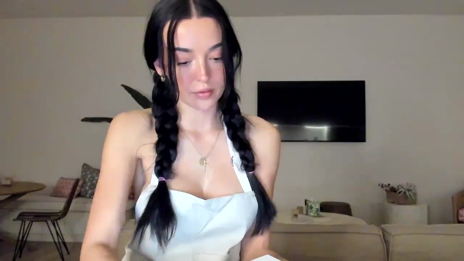 Gallery image thumbnail from SerenaBecker_'s myfreecams stream on, 03/08/2025, 05:18 image 10 of 20