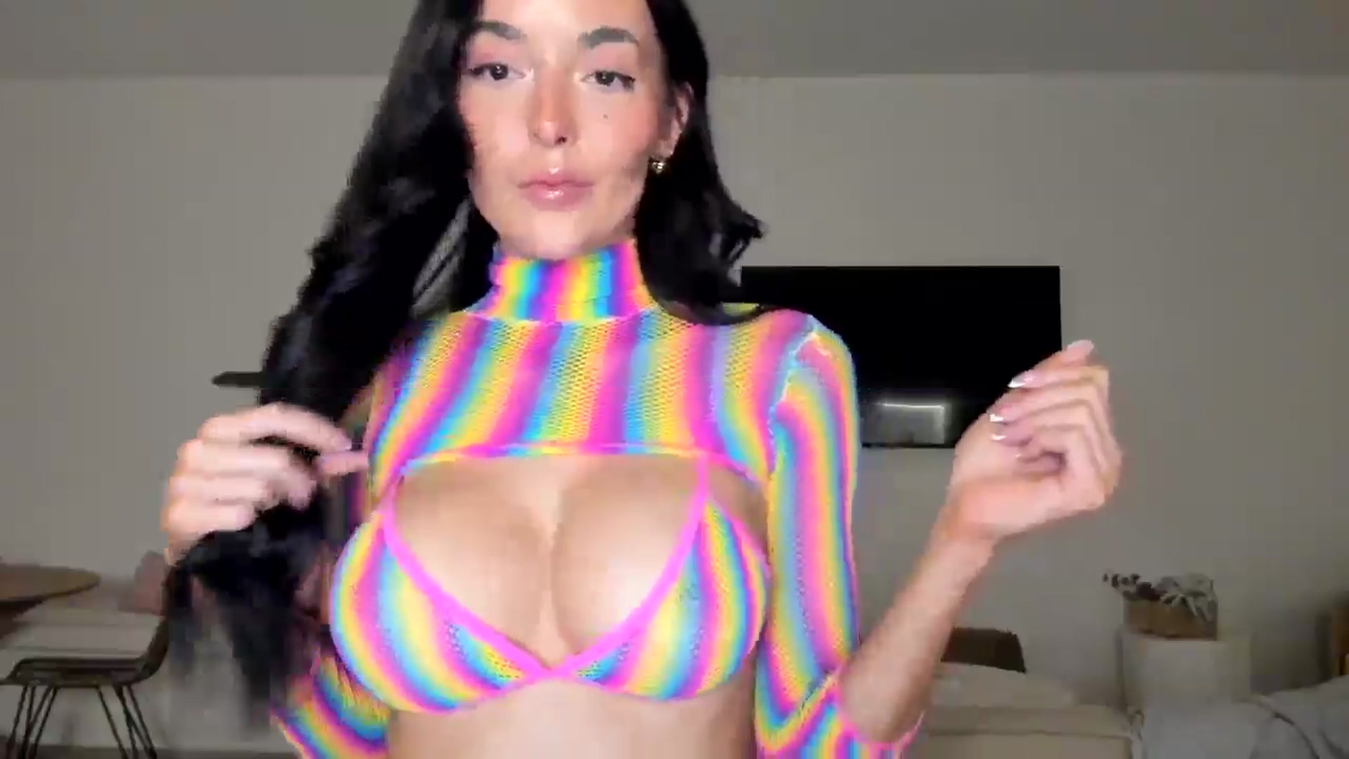 Gallery image thumbnail from SerenaBecker_'s myfreecams stream on, 03/09/2025, 07:03 image 16 of 20