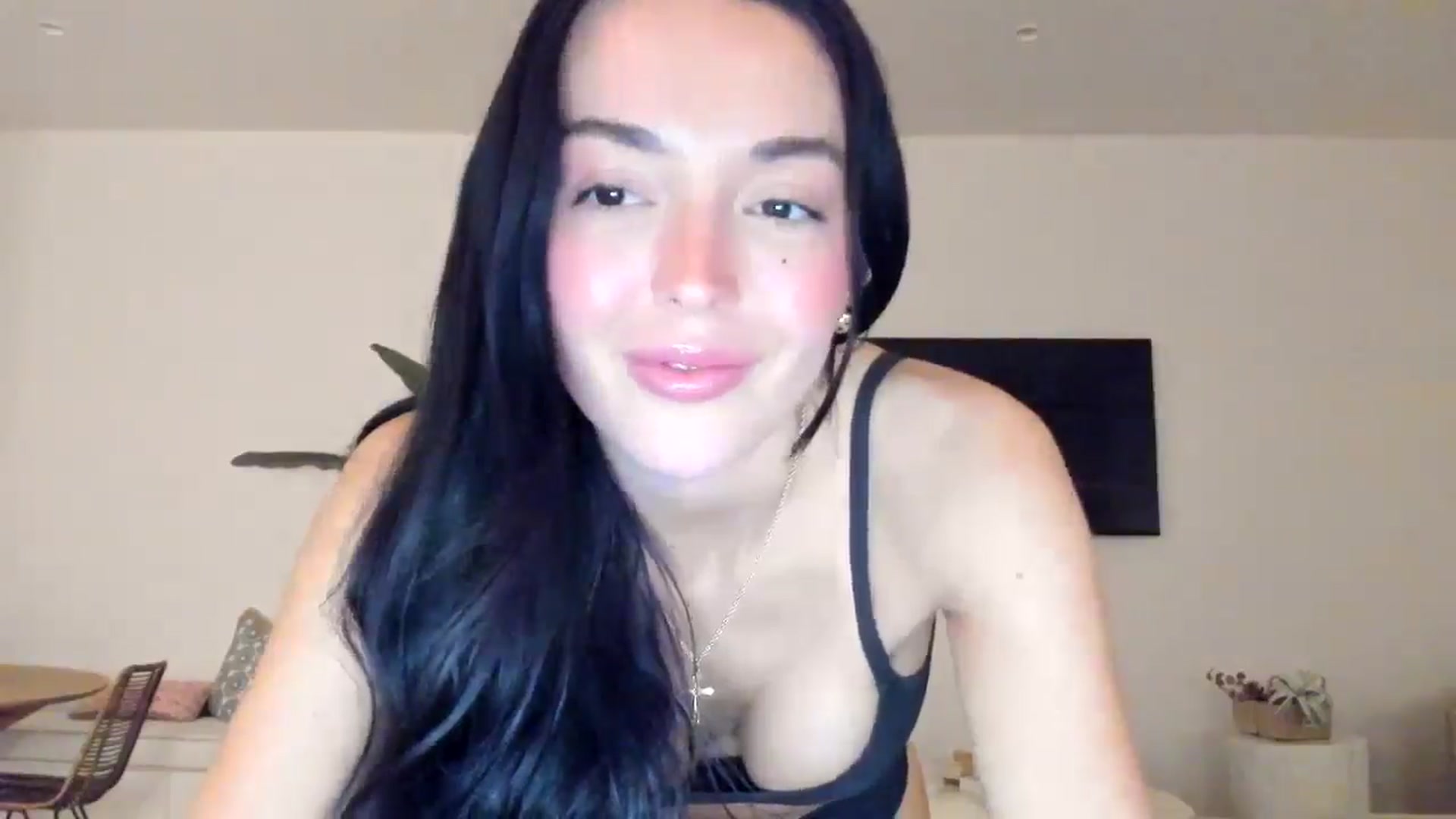 Gallery image thumbnail from SerenaBecker_'s myfreecams stream on, 03/15/2025, 08:48 image 15 of 20