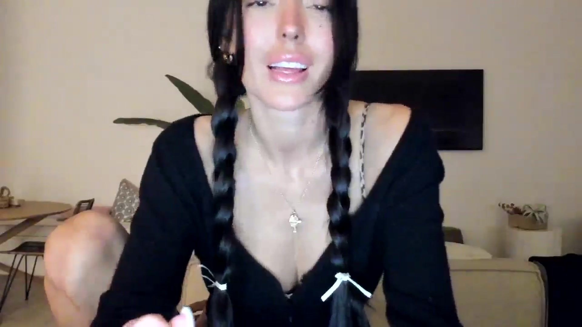 Gallery image thumbnail from SerenaBecker_'s myfreecams stream on, 03/16/2025, 06:19 image 9 of 20