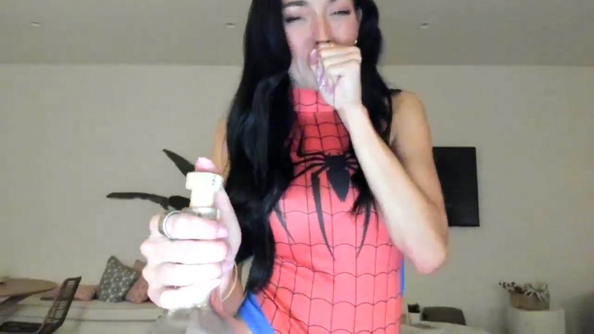 Gallery image thumbnail from SerenaBecker_'s myfreecams stream on, 03/19/2025, 08:13 image 12 of 20