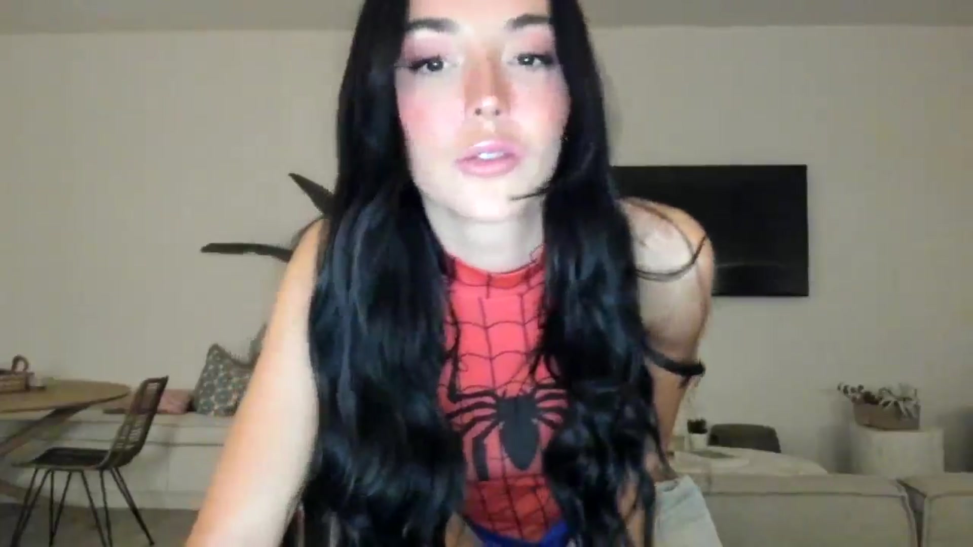 Gallery image thumbnail from SerenaBecker_'s myfreecams stream on, 03/19/2025, 08:13 image 7 of 20