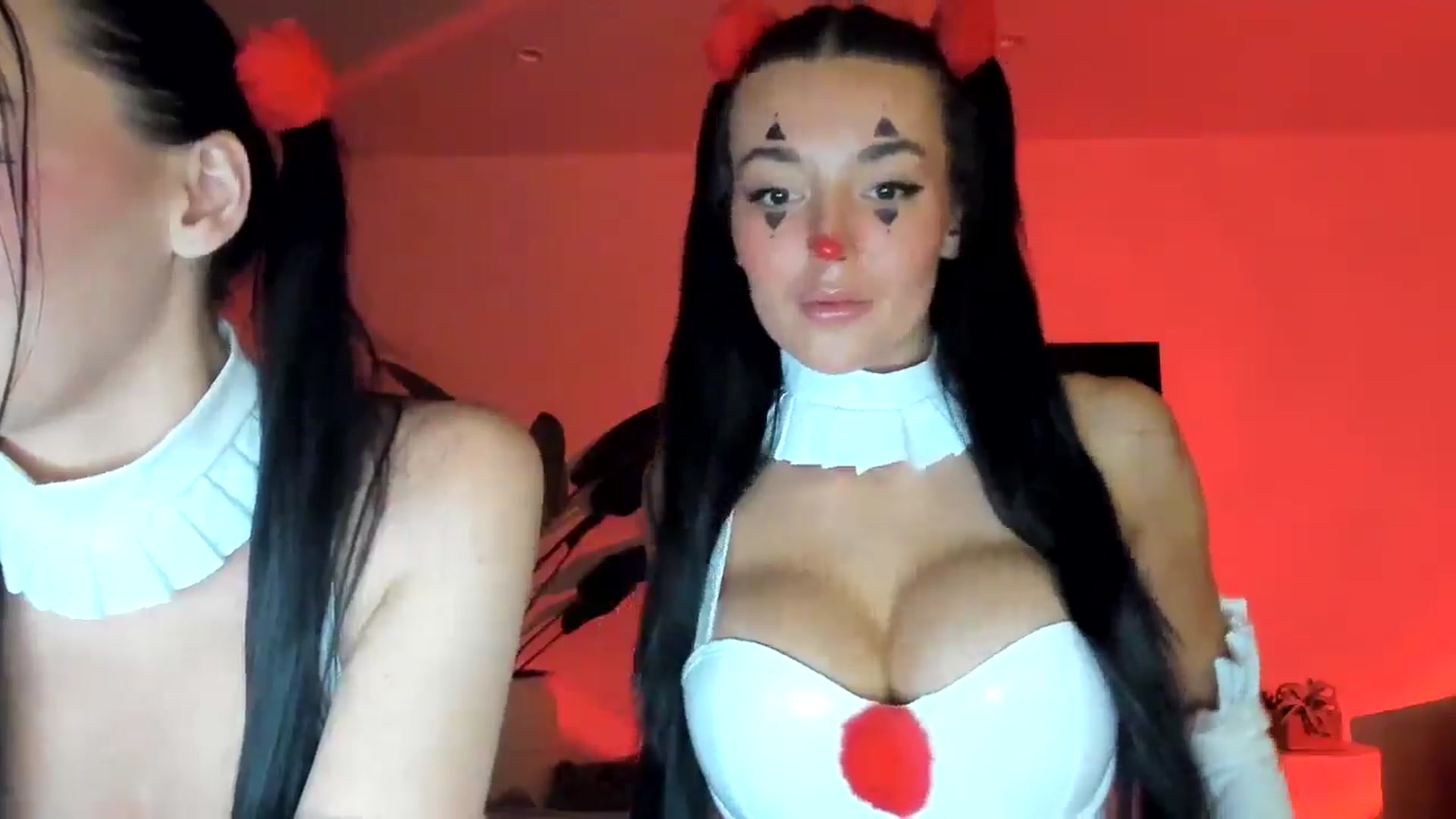 Gallery image thumbnail from SerenaBecker_'s myfreecams stream on, 04/03/2025, 06:48 image 8 of 20