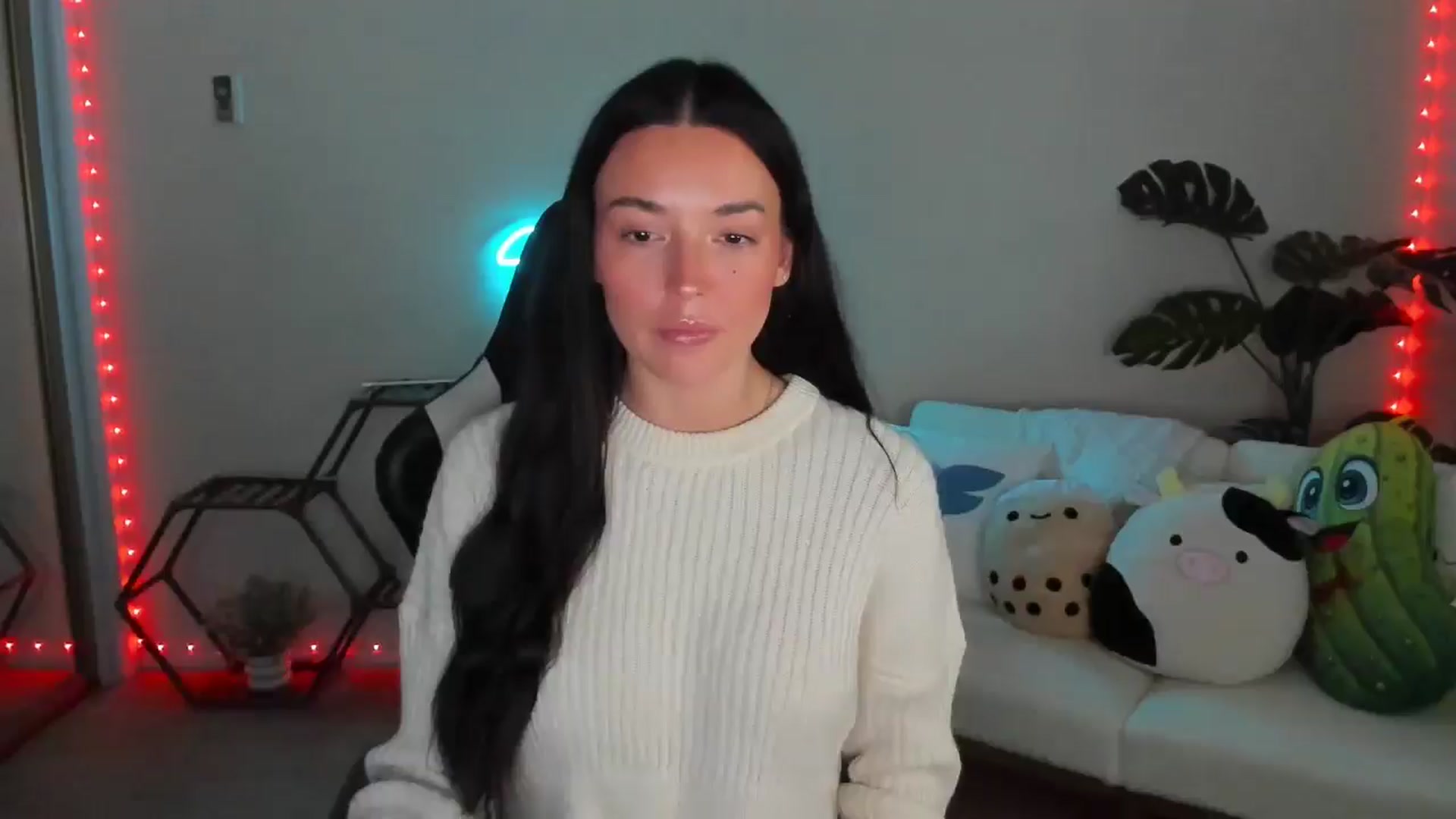 Gallery image thumbnail from SerenaBecker_'s myfreecams stream on, 04/17/2025, 06:24 image 20 of 20